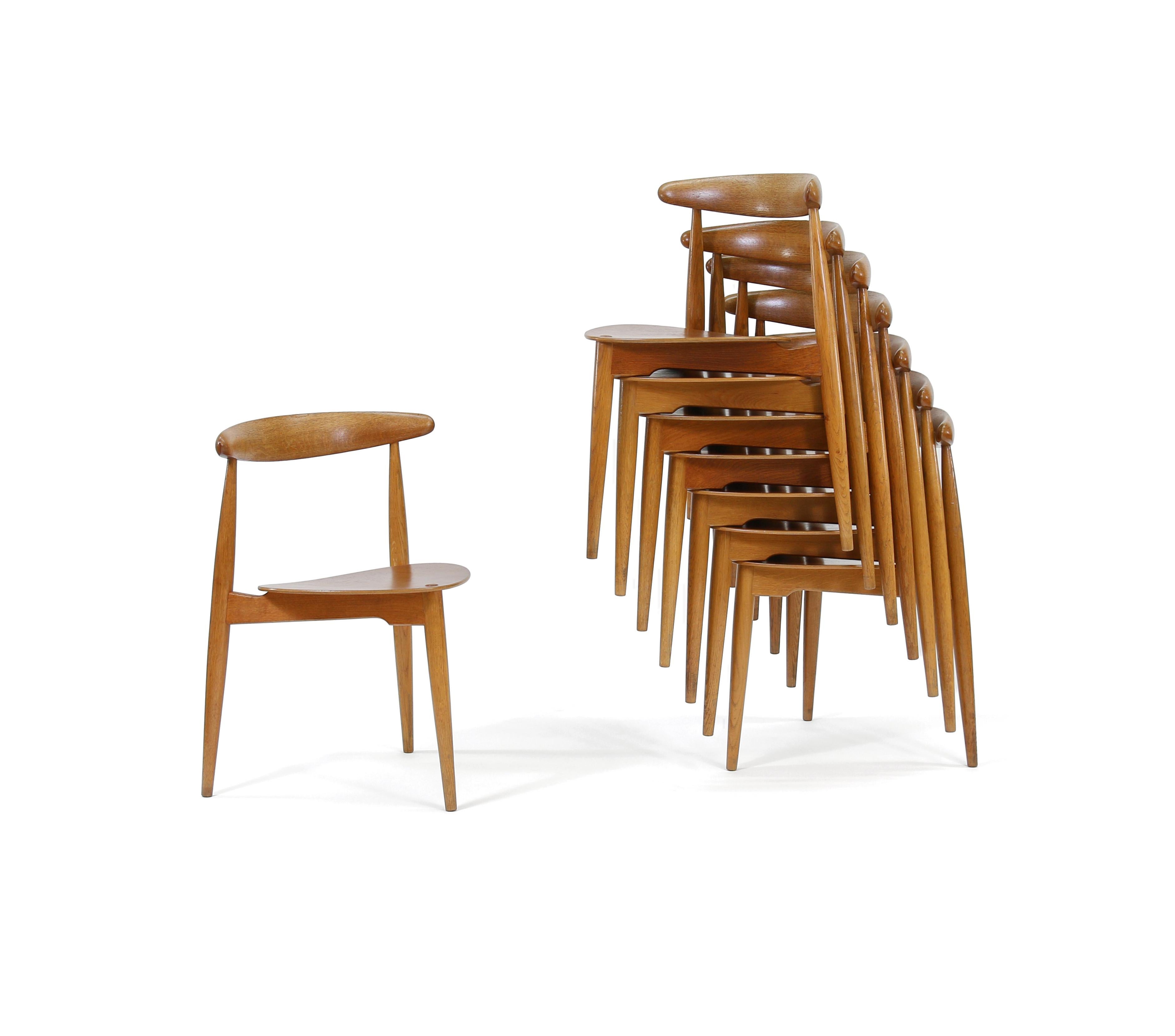 Set of 8 Model FH 4103“Heart” Chairs by Hans Wegner for Fritz Hansen, circa 1966 1