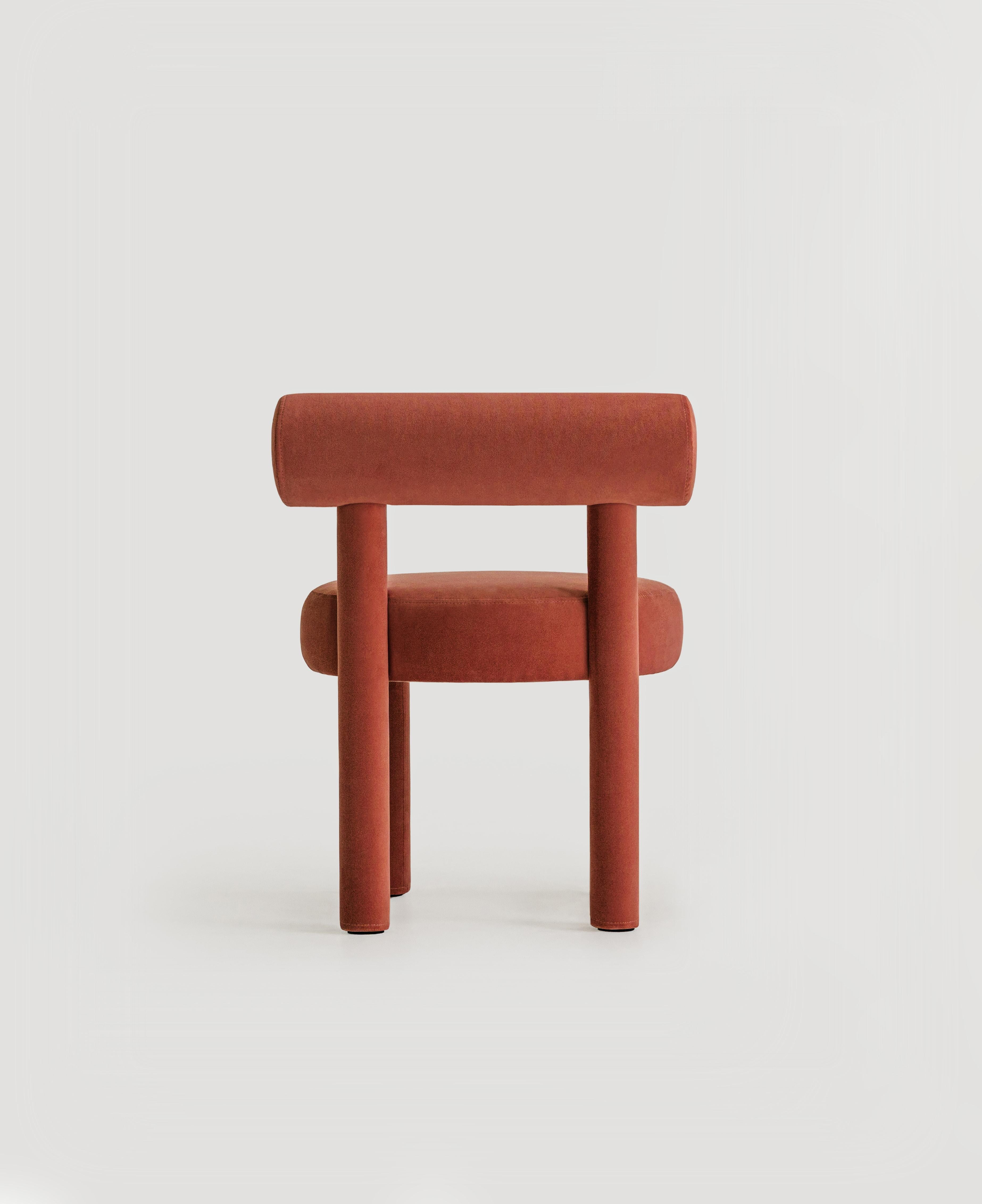 Contemporary Set of 8 Modern Chair Gropius CS1 in Matt Stain-Resistant Velvet Fabric by Noom For Sale