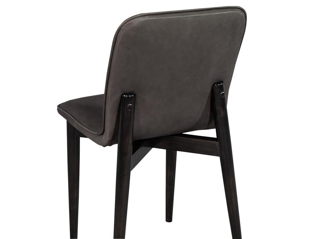 Set of 8 Modern Leather Dining Chairs by Carrocel For Sale 3