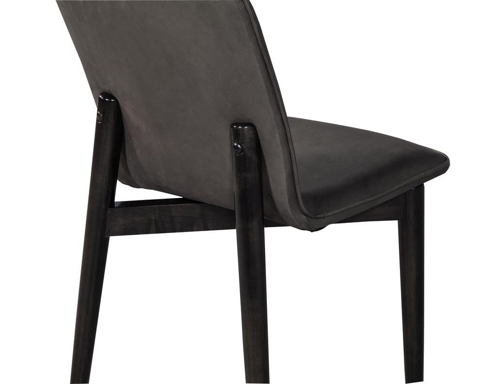 Set of 8 Modern Leather Dining Chairs by Carrocel For Sale 4