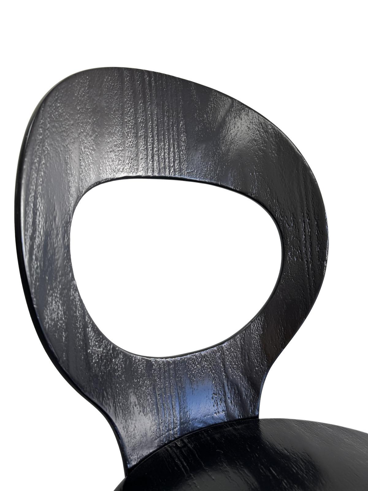 XX secolo Set di 8 sedie da pranzo Mouette (Gabbiano) Baumann France - Finitura nera satinata in vendita