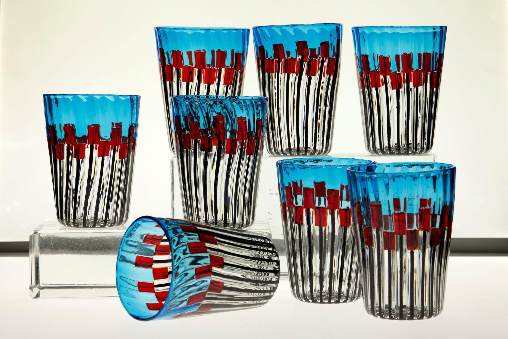 Contemporary Set of 8 Murano Glass Tumblers, Mille Papaveri Rossi, Signed For Sale