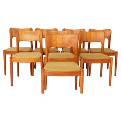 Satz von 8 Niels Koefoed "Ole" Esszimmerstühlen Dänisches Teakholz 1970er Jahre Mid Century Modern