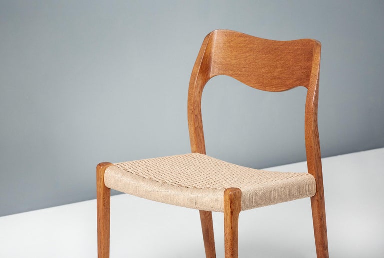 Set of 8 Niels Møller Model 71 Oak Dining Chairs In Excellent Condition For Sale In London, GB