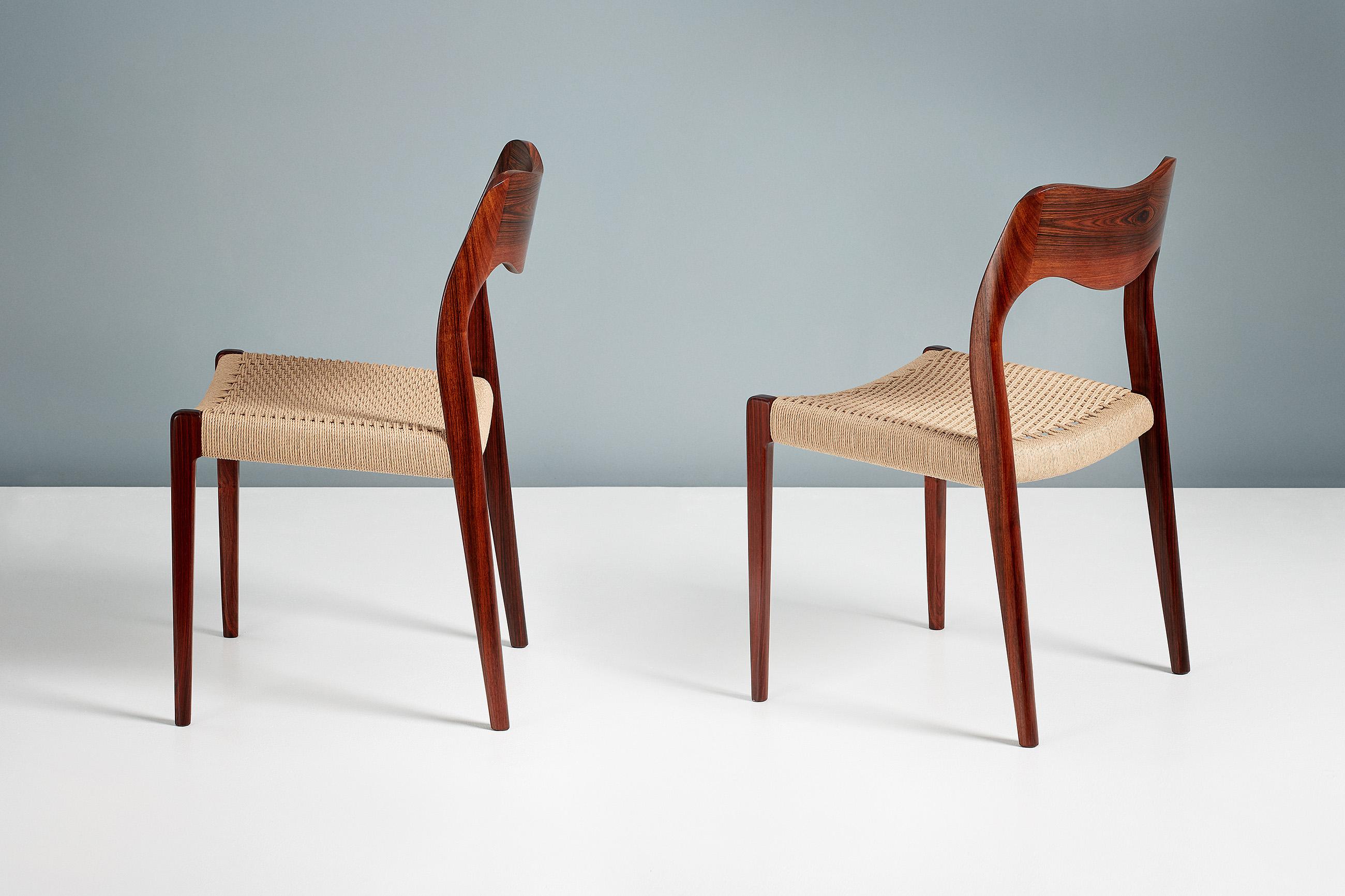 Milieu du XXe siècle Ensemble de 8 chaises de salle à manger en palissandre Niels Møller modèle 71 en vente