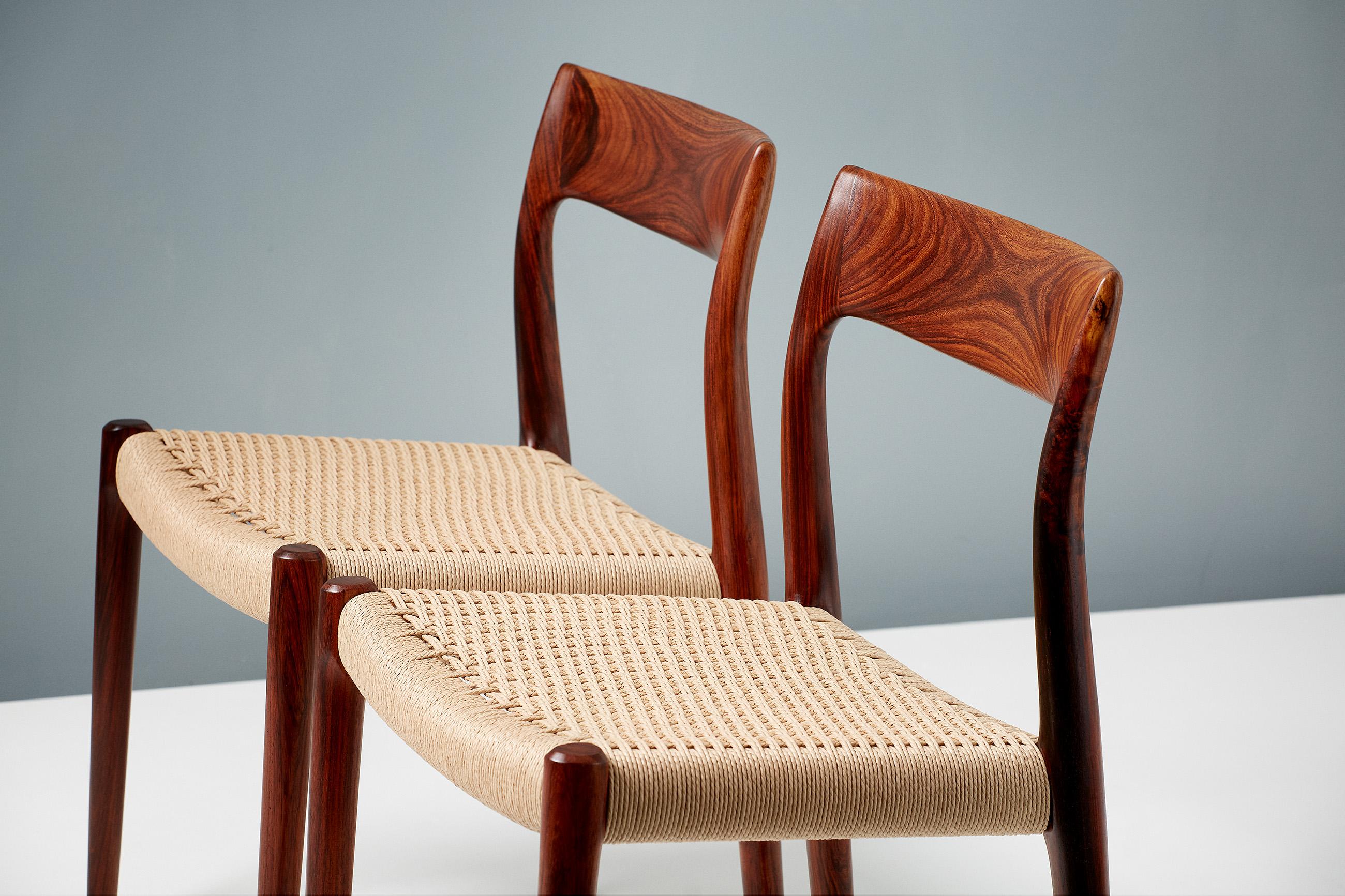 Set of 8 Niels Møller Model 77 Dining Chairs, 1959 In Excellent Condition For Sale In London, GB