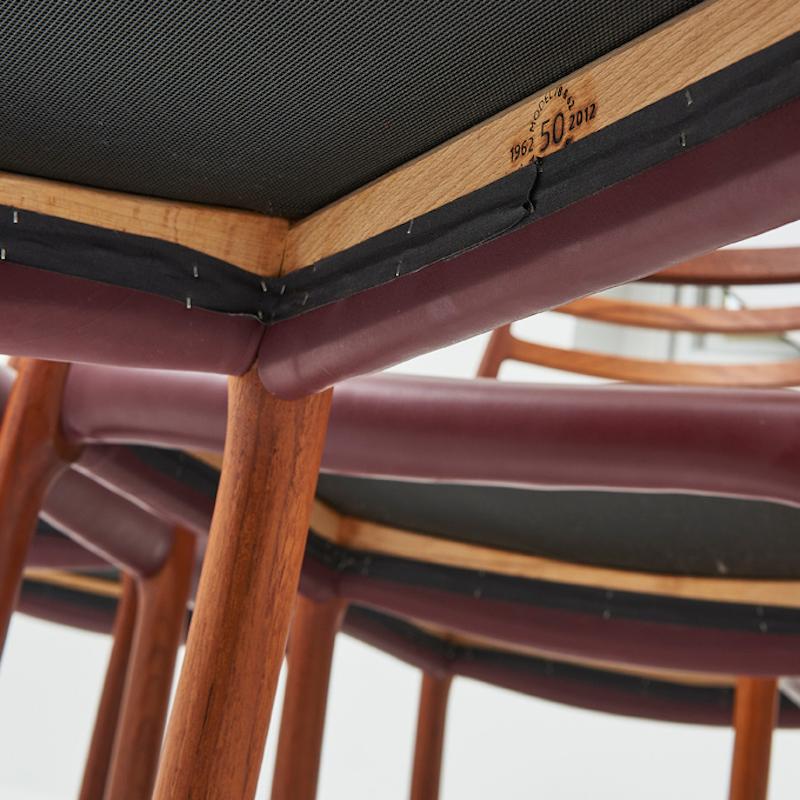 XX secolo Set di 8 sedie da pranzo in teak Niels Møller Model 78 50° Anniversario in vendita