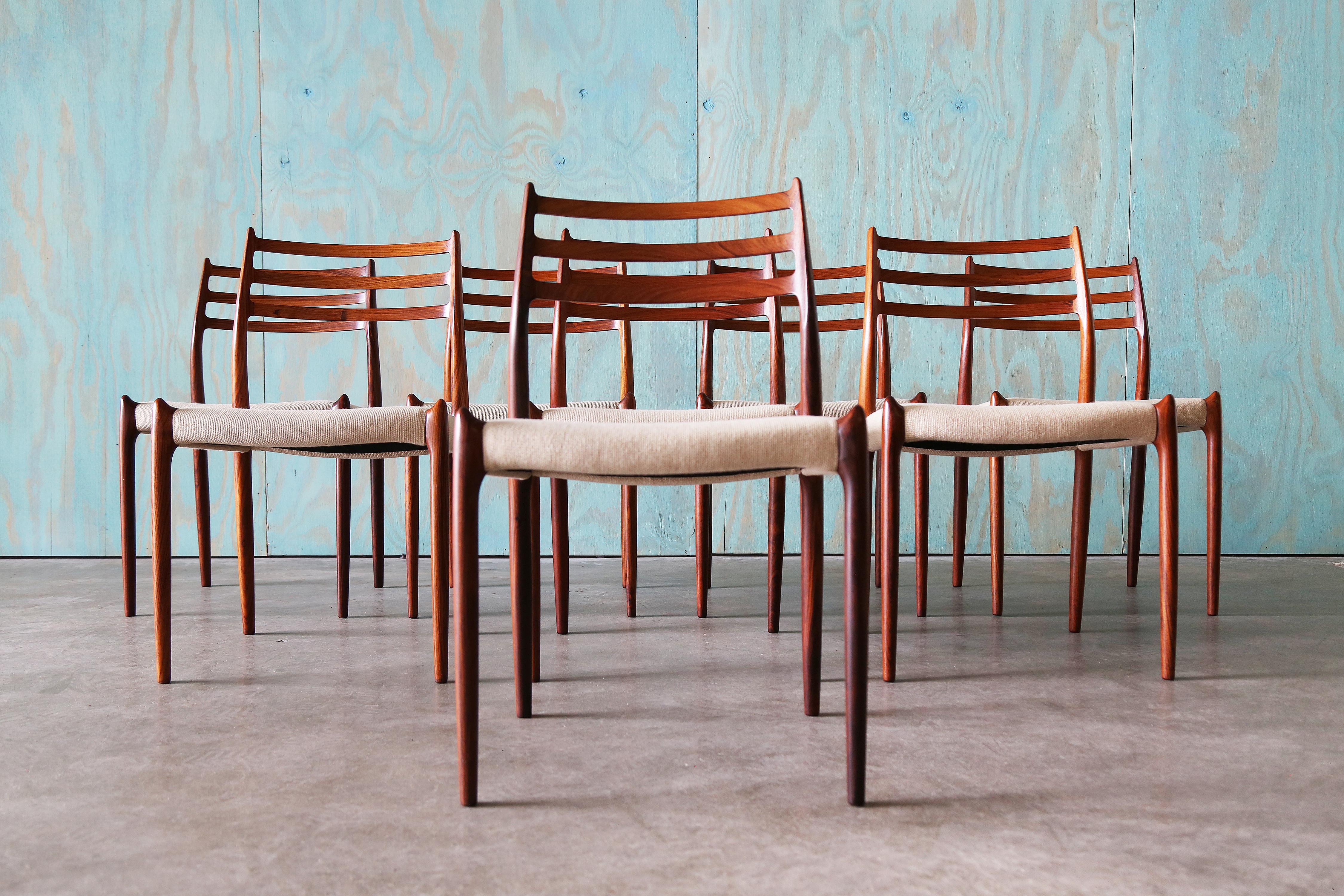 Mid-Century Modern Set of 8 Niels O. Møller Model 78 Rosewood Dining Chairs For Sale