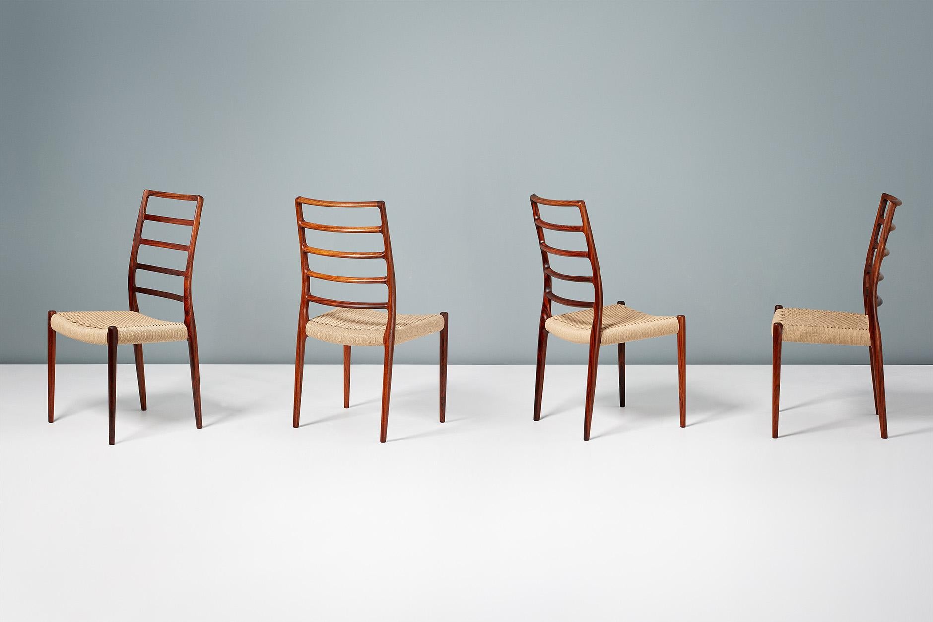 Niels Moller

Chaises de salle à manger modèle 82, 1970

Ensemble de 8 chaises de salle à manger en bois de rose conçues par Niels O. Moller pour J.L. Moller Mobelfabrik, Danemark, en 1970. Il est doté d'un dossier distinctif en forme d'échelle