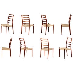 Ensemble de 8 chaises de salle à manger Niels O. Møller modèle 82 en bois de rose:: 1970