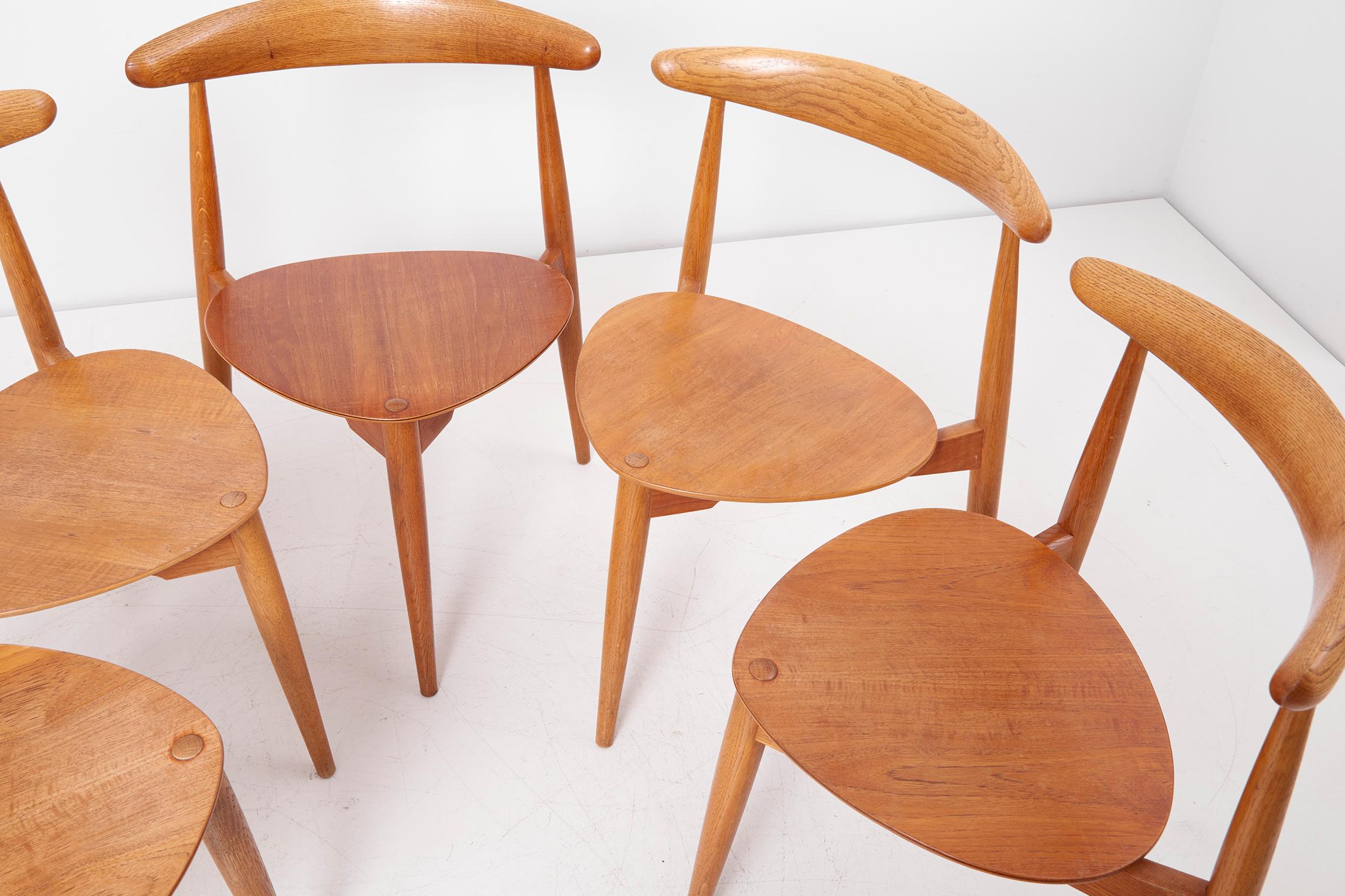 Danish Set of 8 Oak and Teak Heart Chairs by Hans Wegner for Fritz Hansen