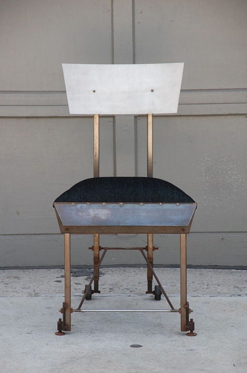 Set von 8 modernistischen Esszimmerstühlen, Unikat im Zustand „Hervorragend“ im Angebot in Los Angeles, CA