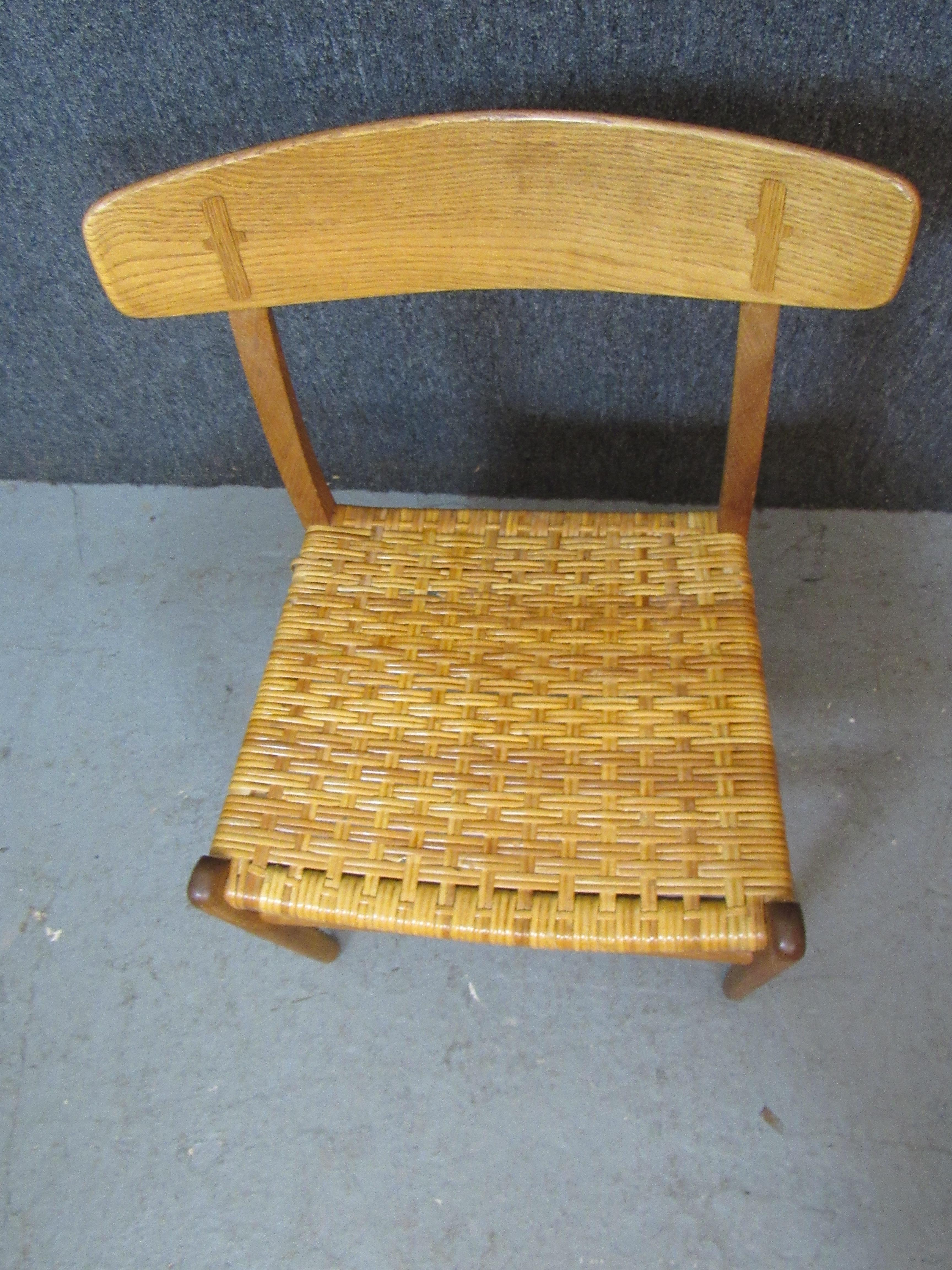 Set of 8 Original Hans Wegner Oak CH23 Chairs by Carl Hansen & Son For Sale 3