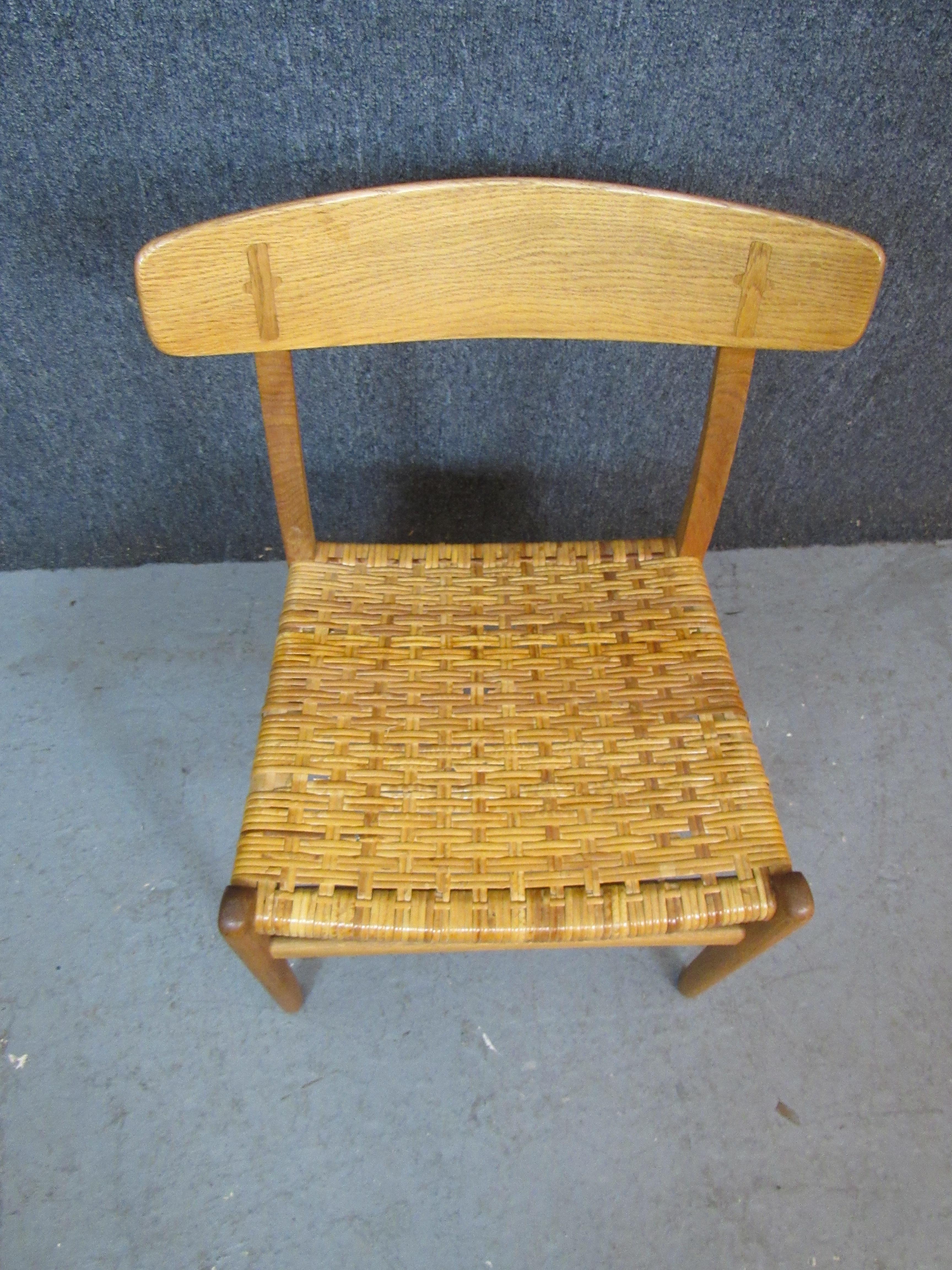 Set of 8 Original Hans Wegner Oak CH23 Chairs by Carl Hansen & Son For Sale 4