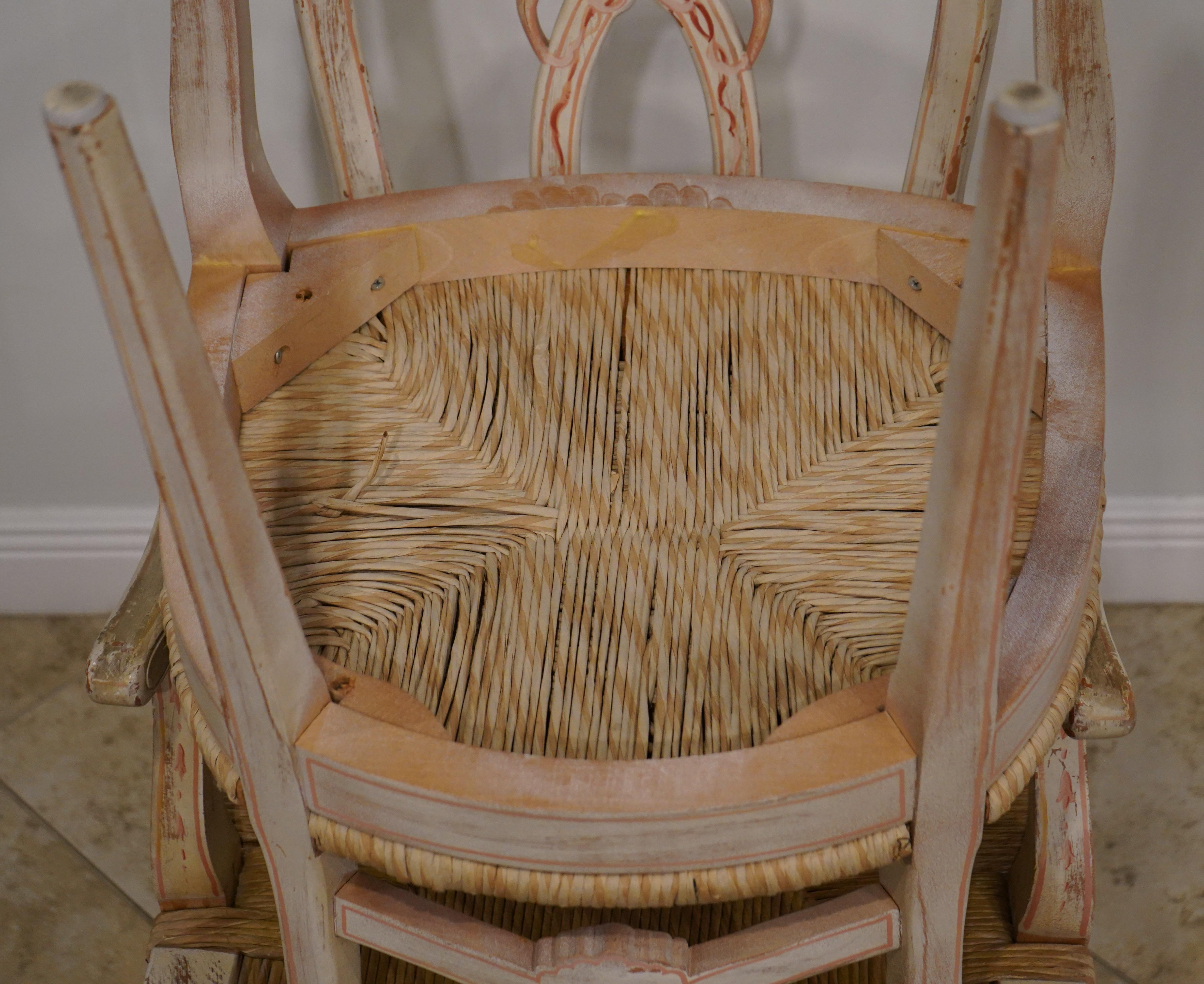 Conjunto de 8 Sillas Sentadas Pintadas de Estilo French Rococo Provincial en venta 7