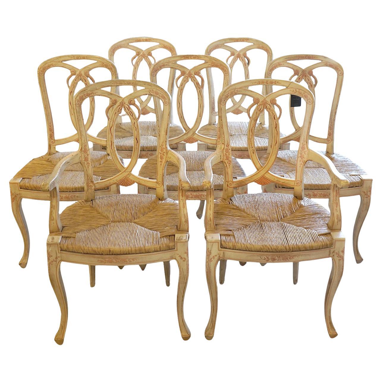 Set di 8 sedie dipinte in stile French Rococo con seduta in giunco