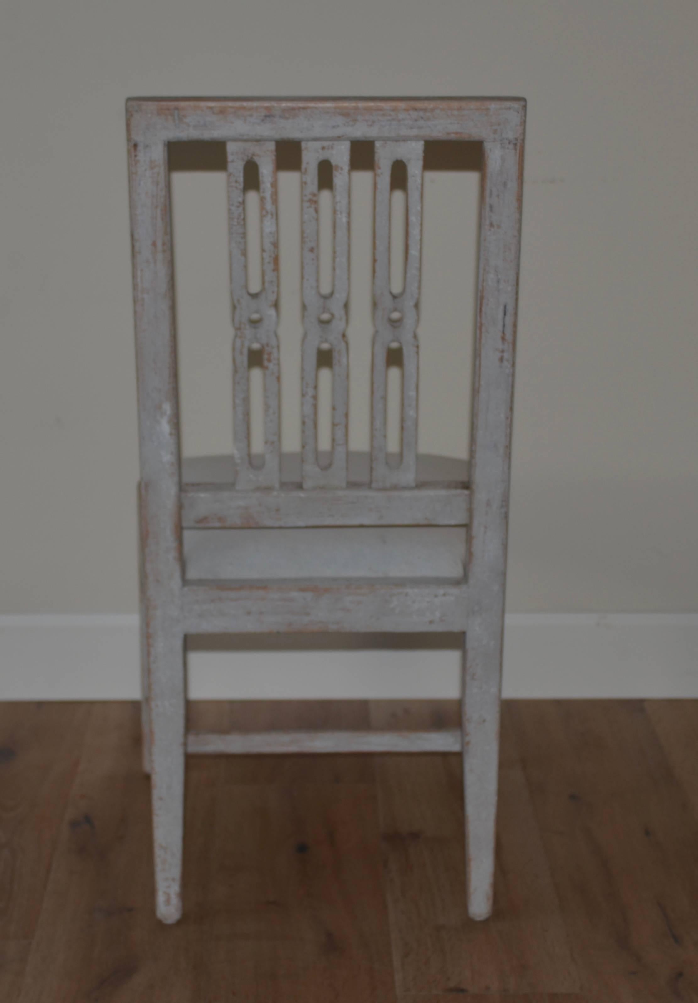 Set of Eight Period Swedish Gustavian Dining Chairs For Sale 6
