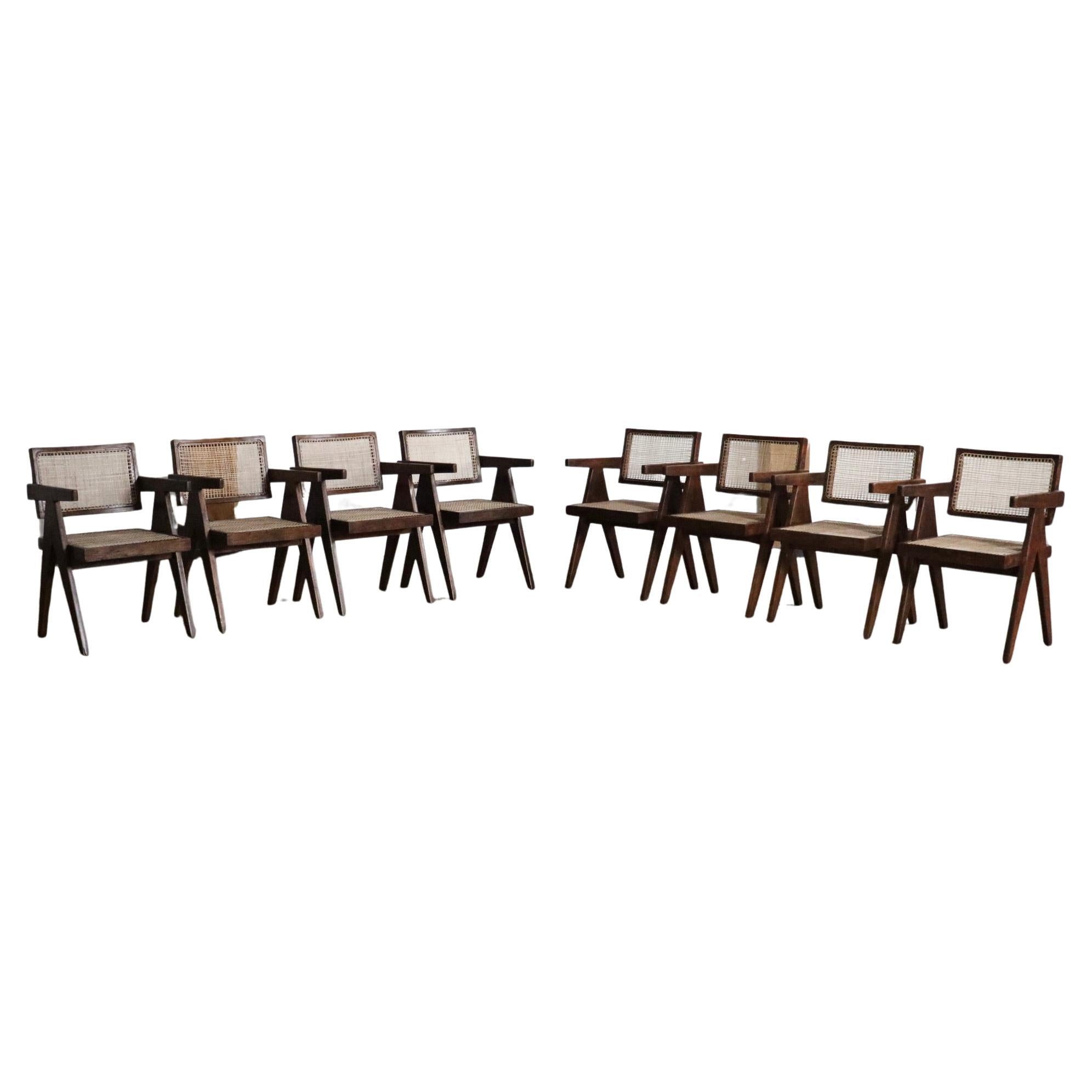 Ensemble de 8 chaises cannées de bureau Pierre Jeanneret, Inde années 1950