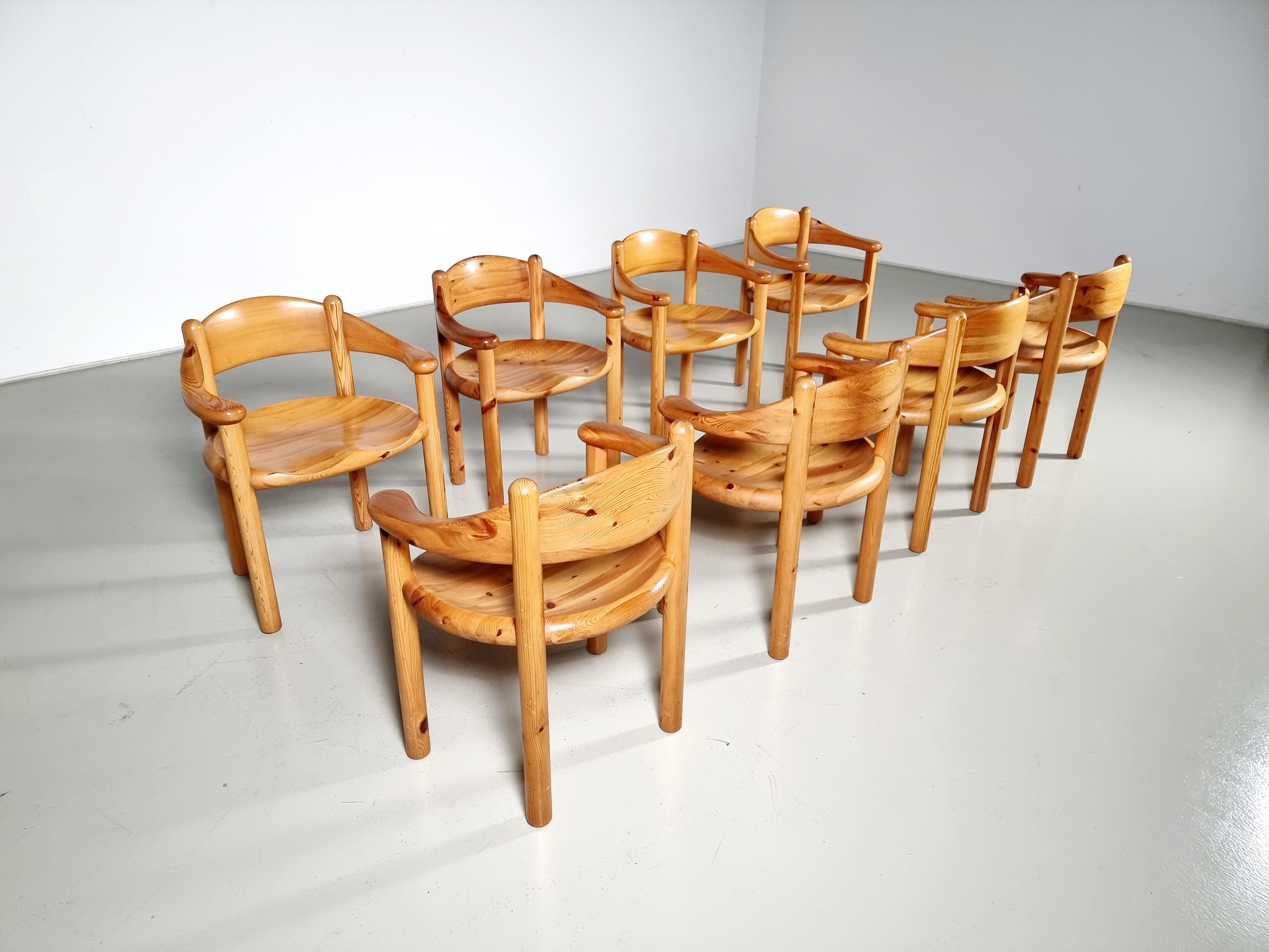 Fantastic set of 8 solid pine wood chairs, designed in the 60s by Rainer Daumiller for Hirtshals Savværk . The design is clearly inspired by Charlotte Perriand. Beautiful organic shape and a very nice grain on the wood. Really comfortable as well.