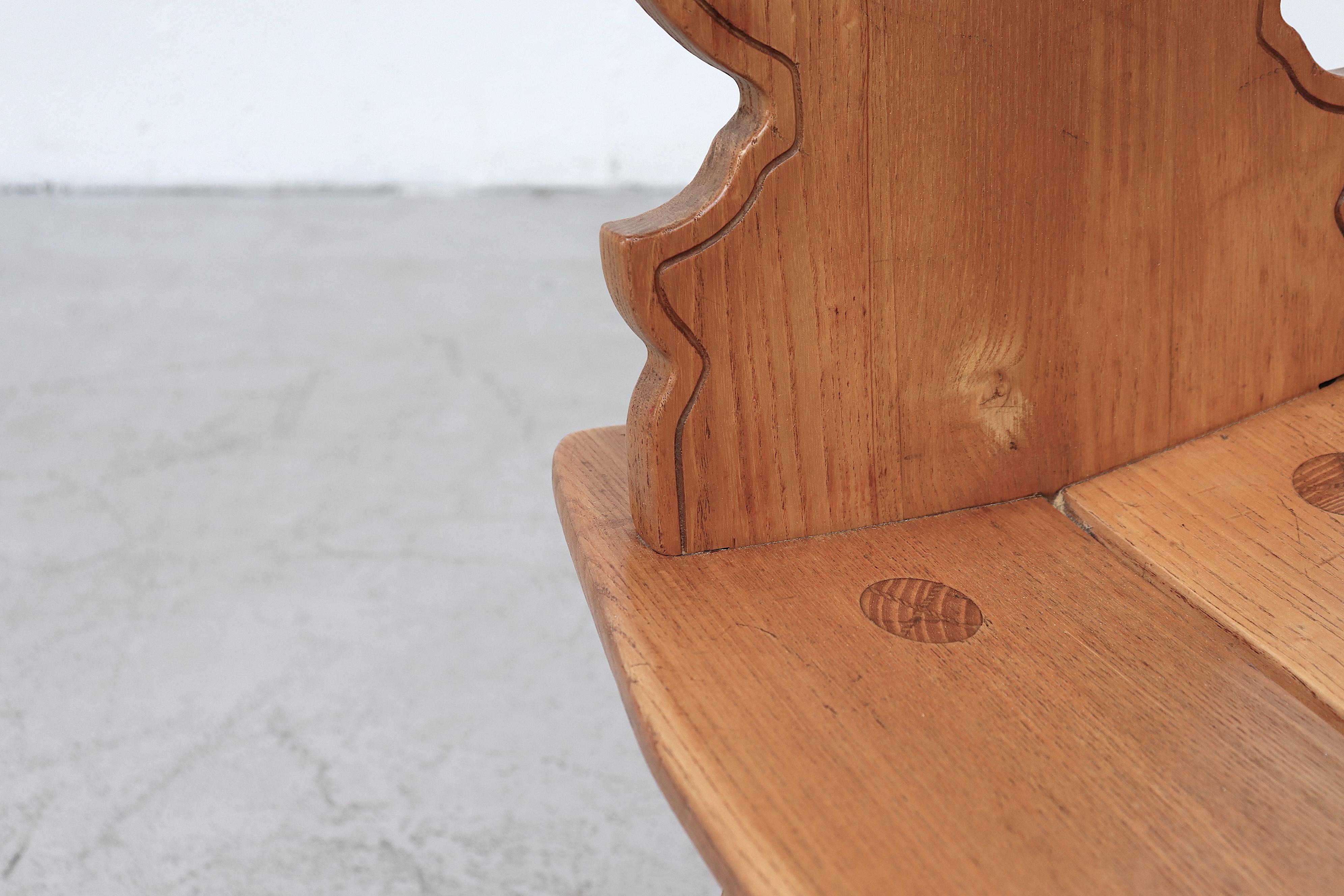 Set of 8 Pine Dining Chairs with Decorative Backrest 5