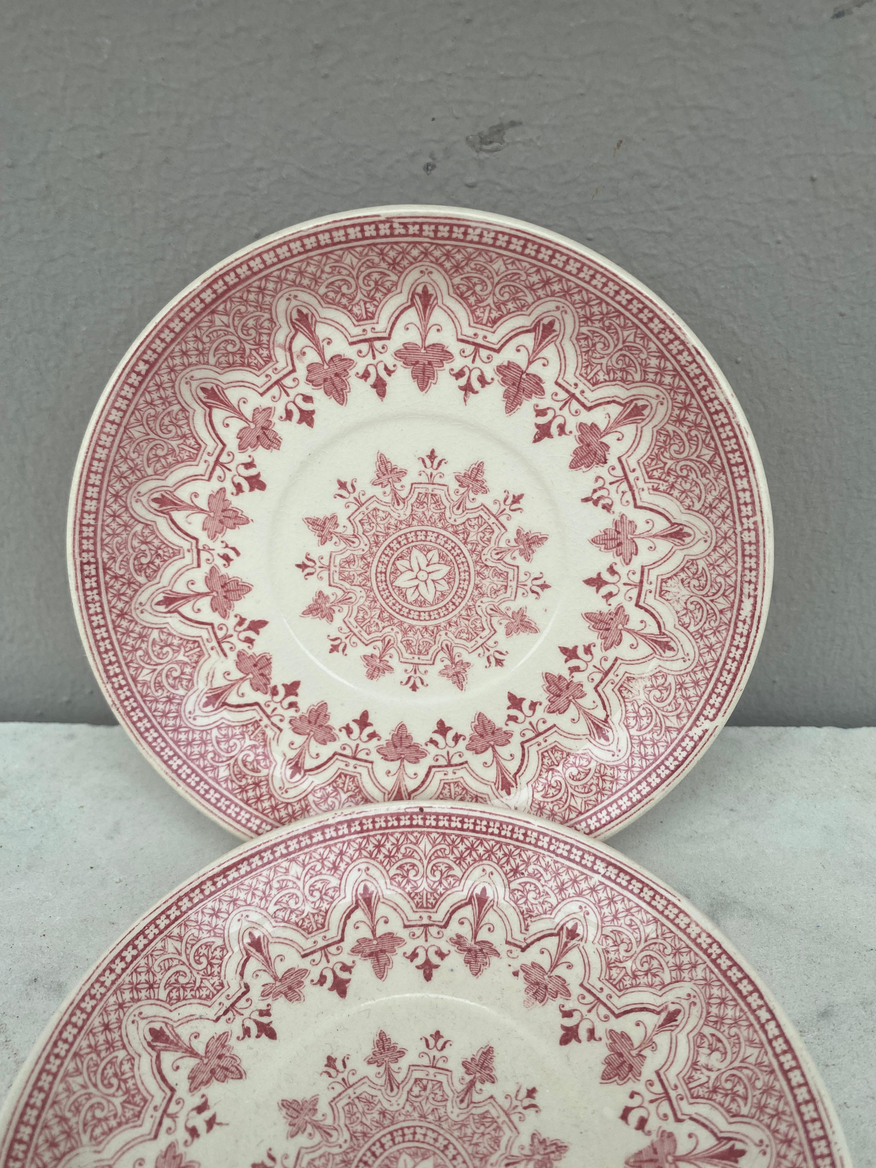 French Set of 8 Pink and White Plates Sarreguemines, circa 1880 For Sale