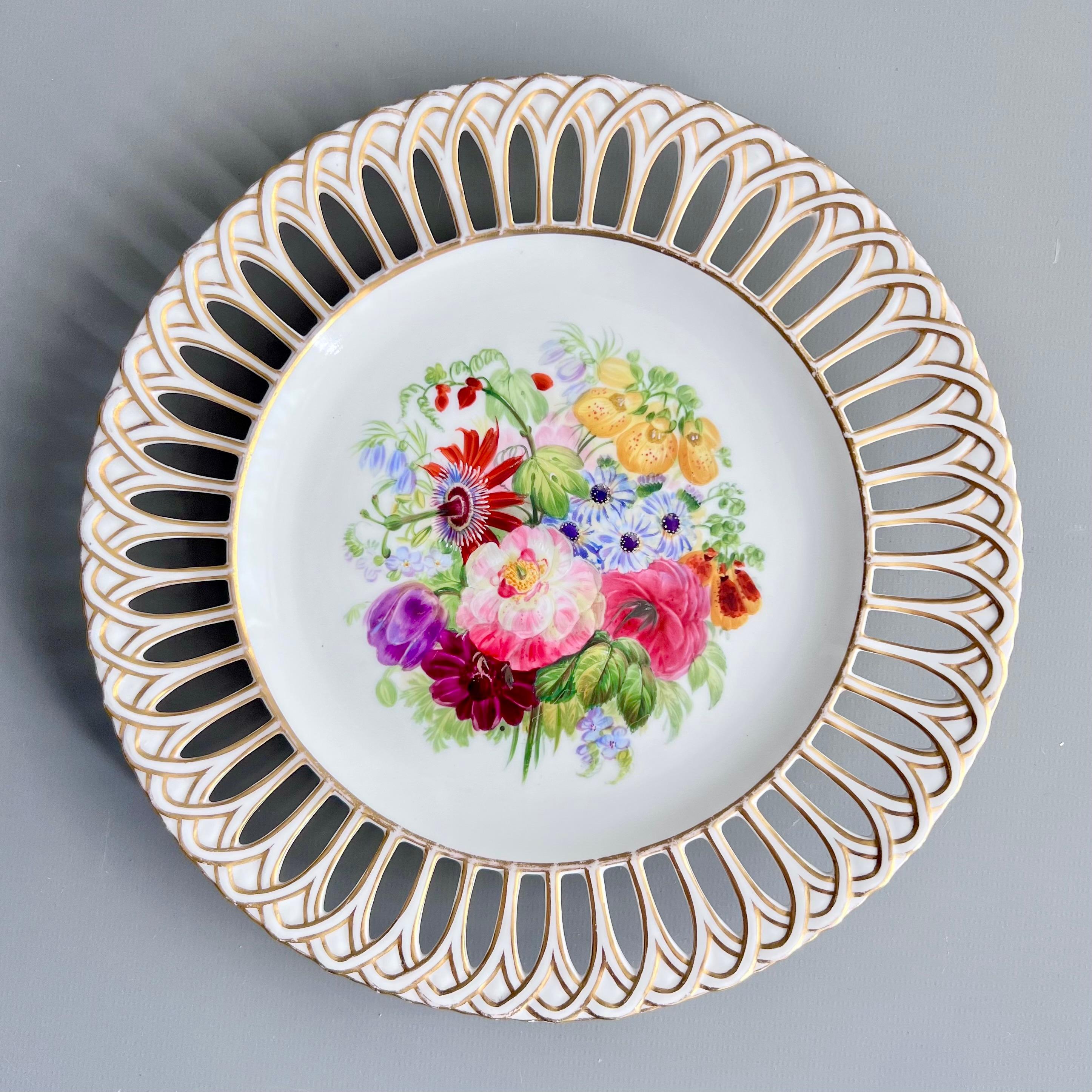 Set of 8 Plates by Copeland, Reticulated, Sublime Flowers by Greatbatch, 1848 For Sale 2