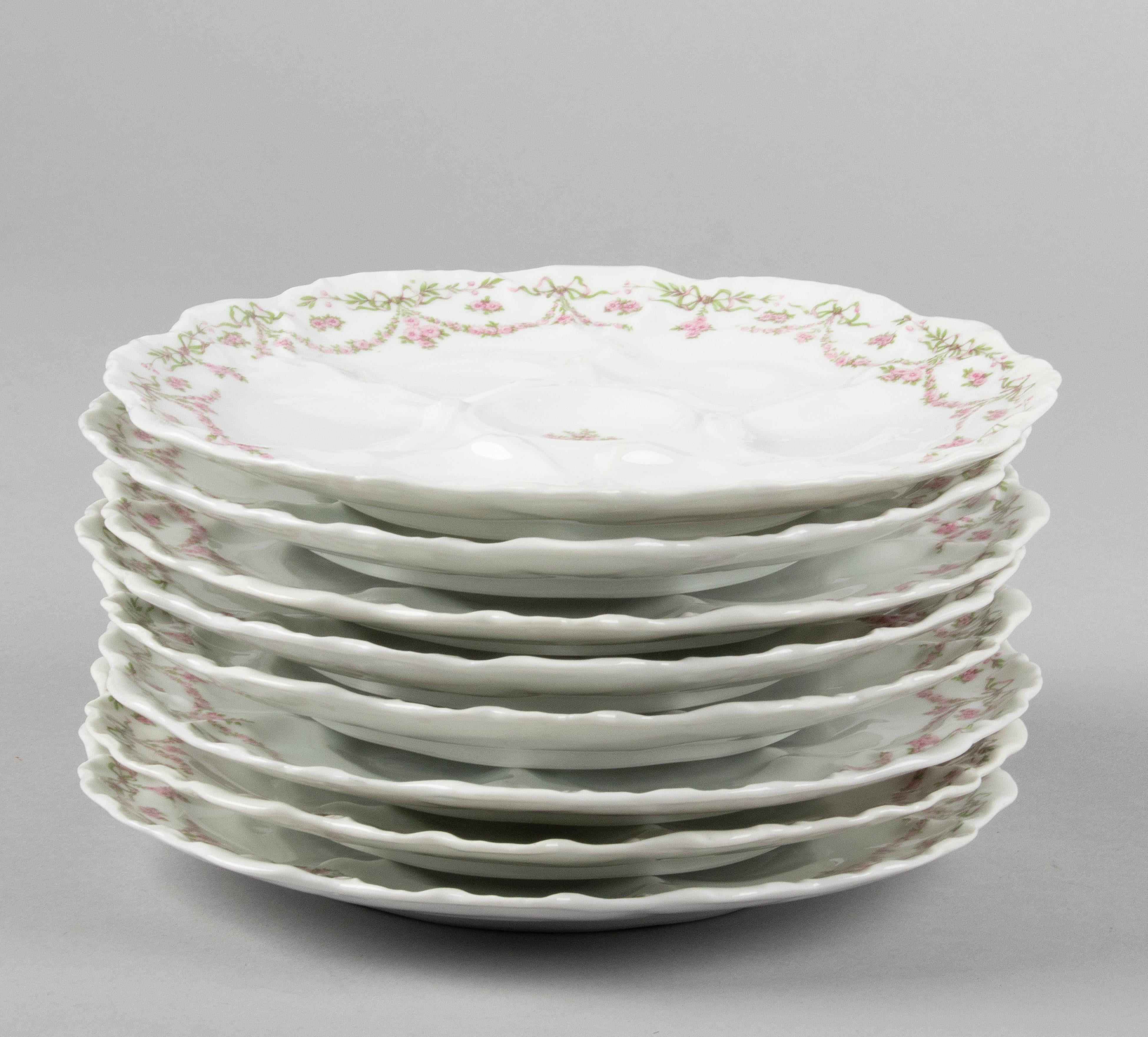 Hand-Crafted Set of 8 Porcelain Oyster Plates by Limoges
