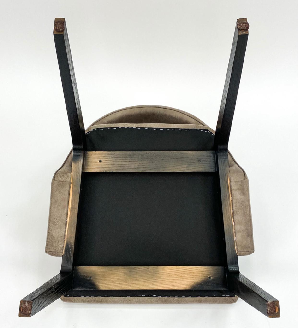 Set of 8 Post Modern Suede Dining Chairs After Eero Saarinen For Sale 9