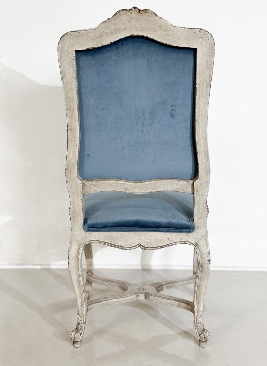 Satz von 8 Stühlen im Regency-Stil, hellblauer Samt und Holz, Belgien, 2000er Jahre im Angebot 5