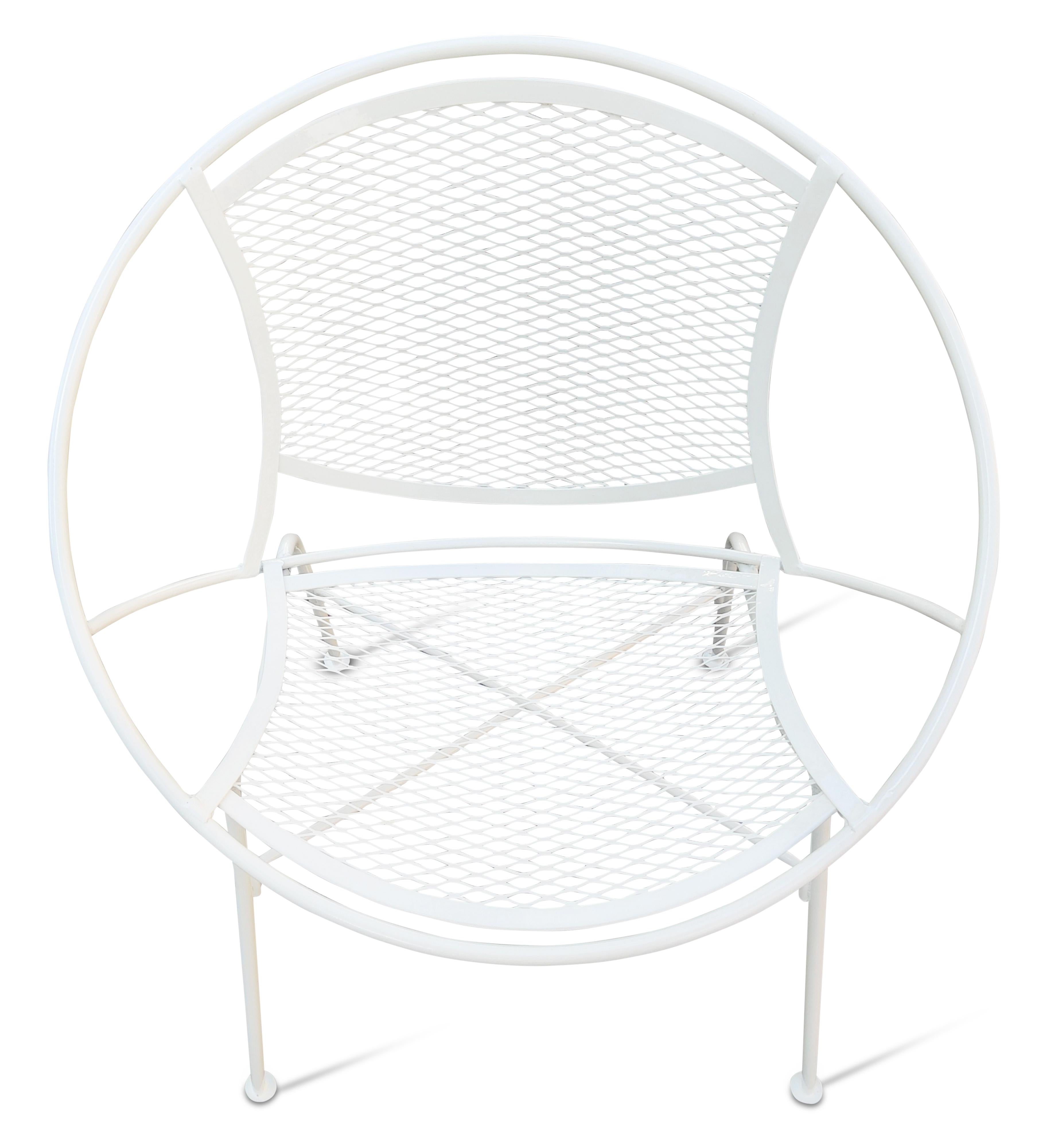 Mid-Century Modern Ensemble de 8 chaises Tempestini restaurées en acier revêtu de poudre blanche Radar de Salterini en vente