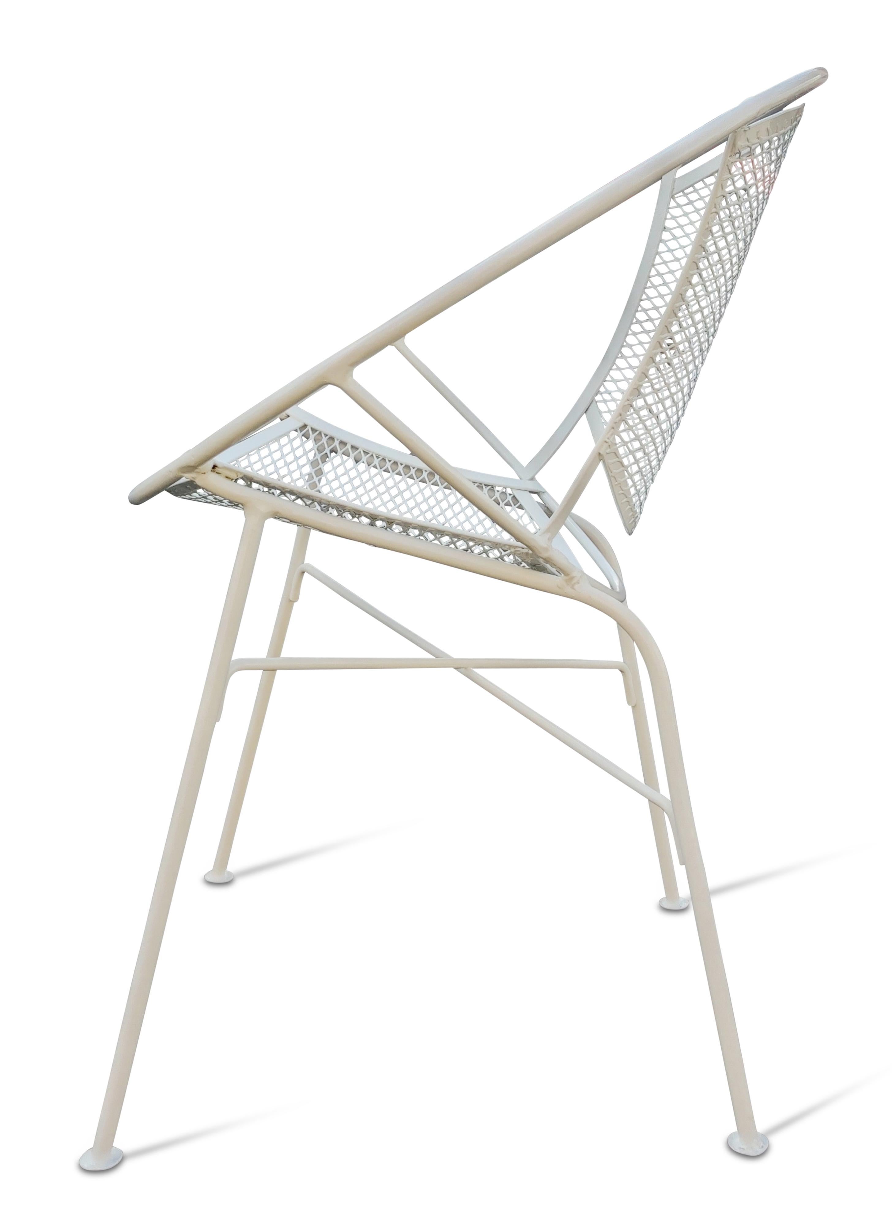 Émail Ensemble de 8 chaises Tempestini restaurées en acier revêtu de poudre blanche Radar de Salterini en vente