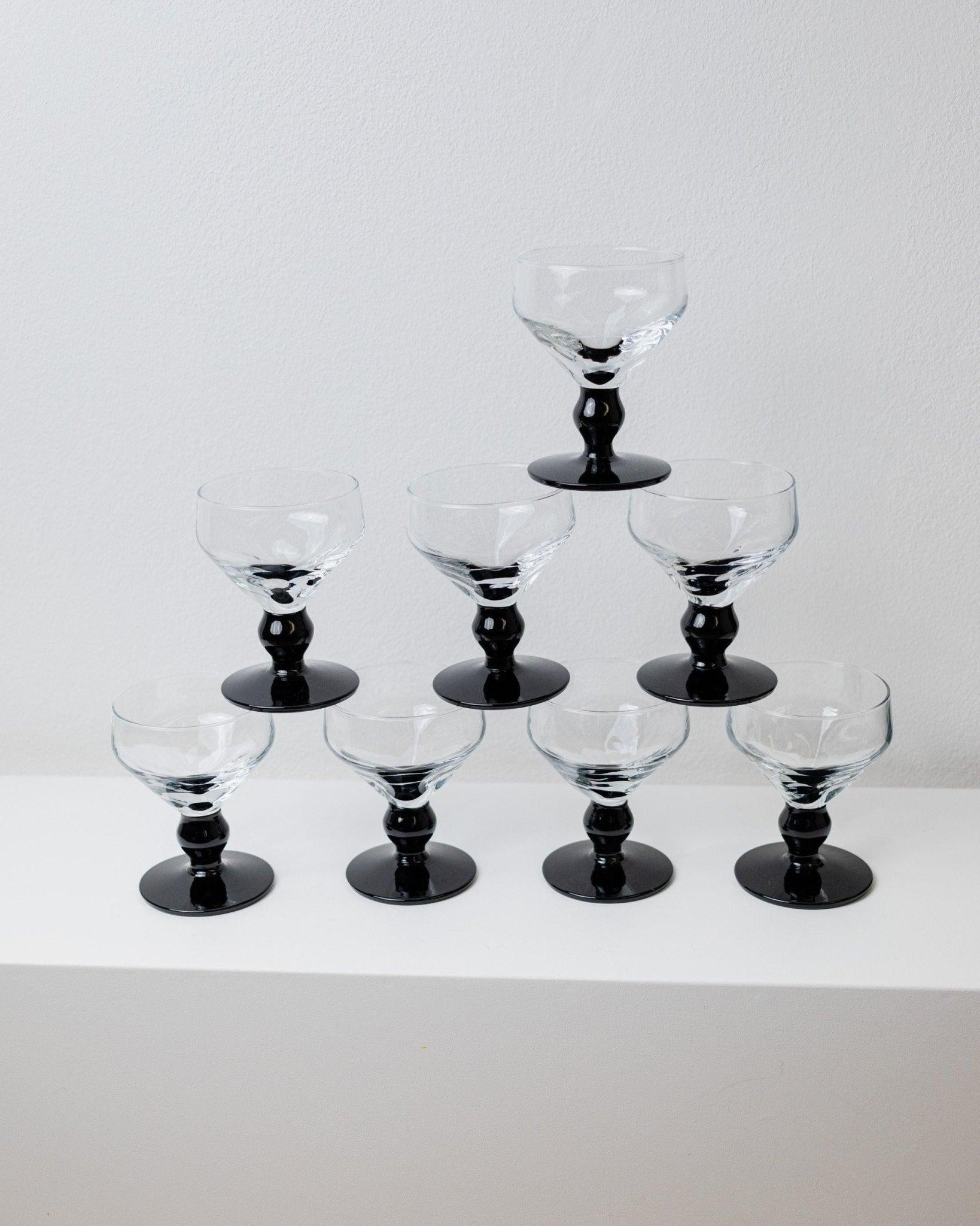 Set of 8 Retro Drinking Glasses Postmodern Memphis Style, 1980s For Sale 5