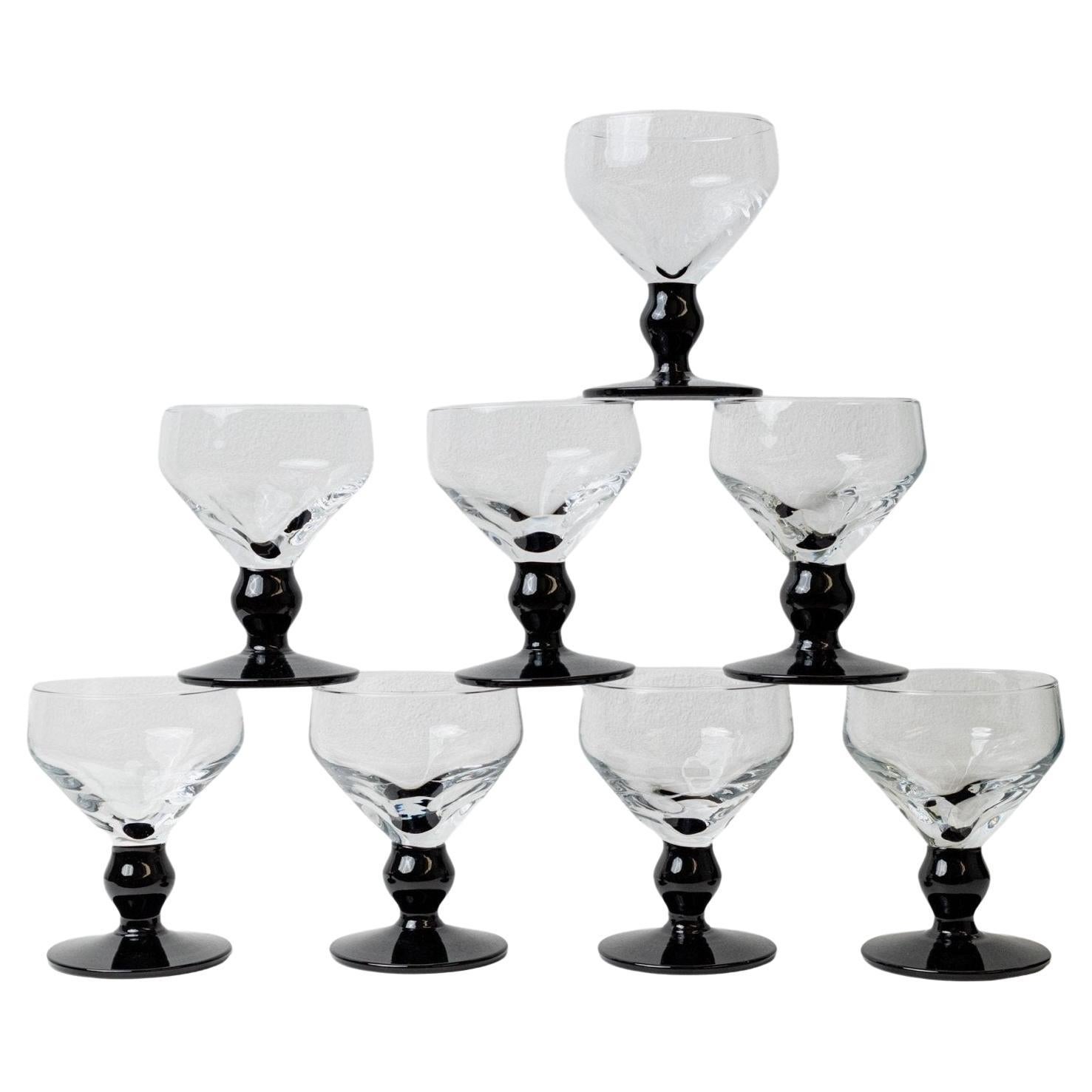 8 Retro Drinking Glasses – Ice Cream Cups, Postmodern Memphis Style – 80s Italian Vintage Glassware – Black Clear Glass, Vintage Gift

This original drawing by Paul Wilhelm Jacobs from 2019, which shows an impressive abstract motif with fine lines,