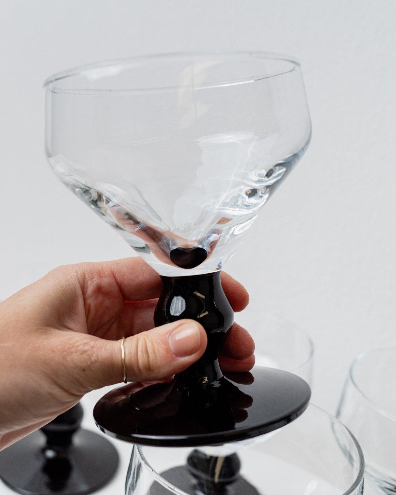 20th Century Set of 8 Retro Drinking Glasses Postmodern Memphis Style, 1980s For Sale