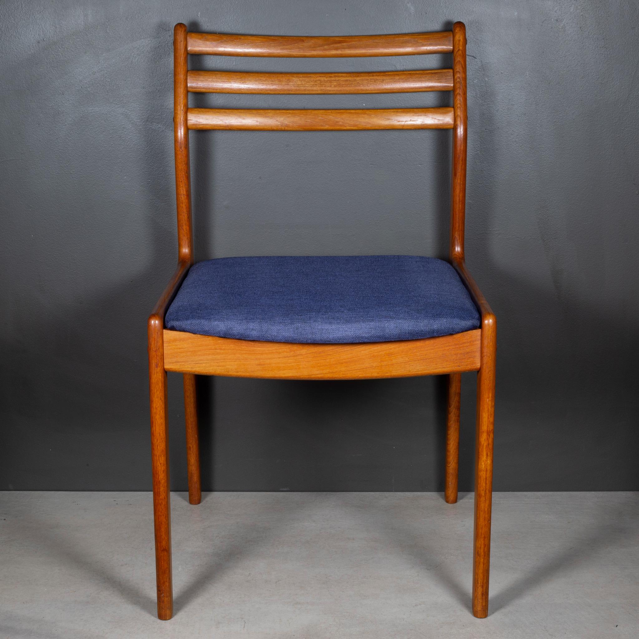 Set of 8 Mid-century Danish Teak Dining Chairs c.1960 For Sale 7