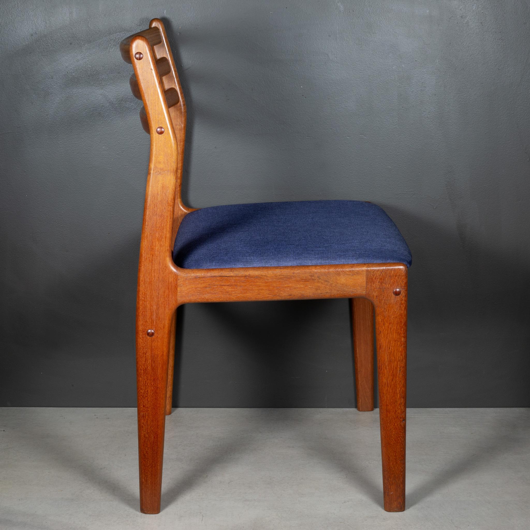 20th Century Set of 8 Mid-century Danish Teak Dining Chairs c.1960 For Sale
