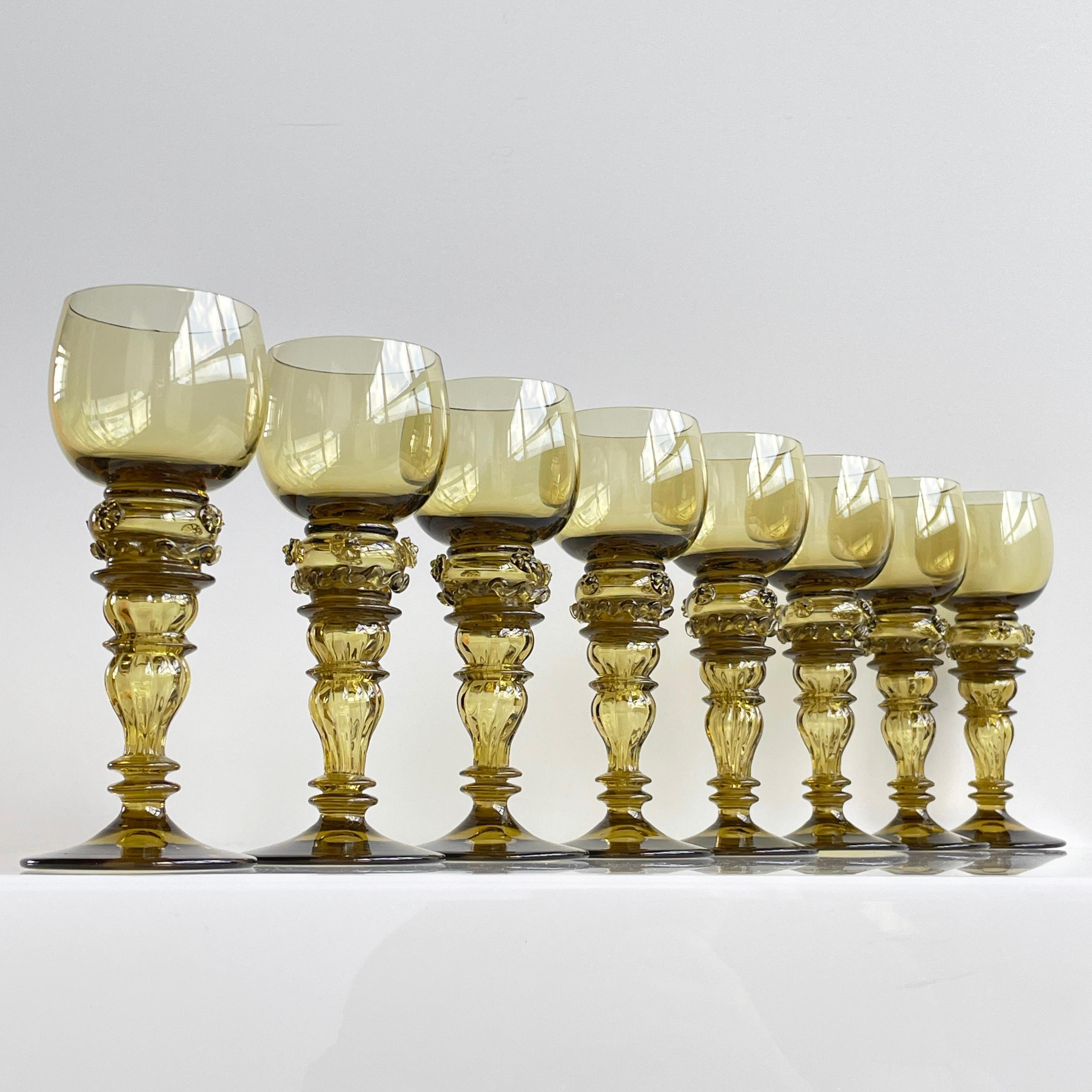 20th Century Set of 8 Römer Crystal Glass Wine Goblets