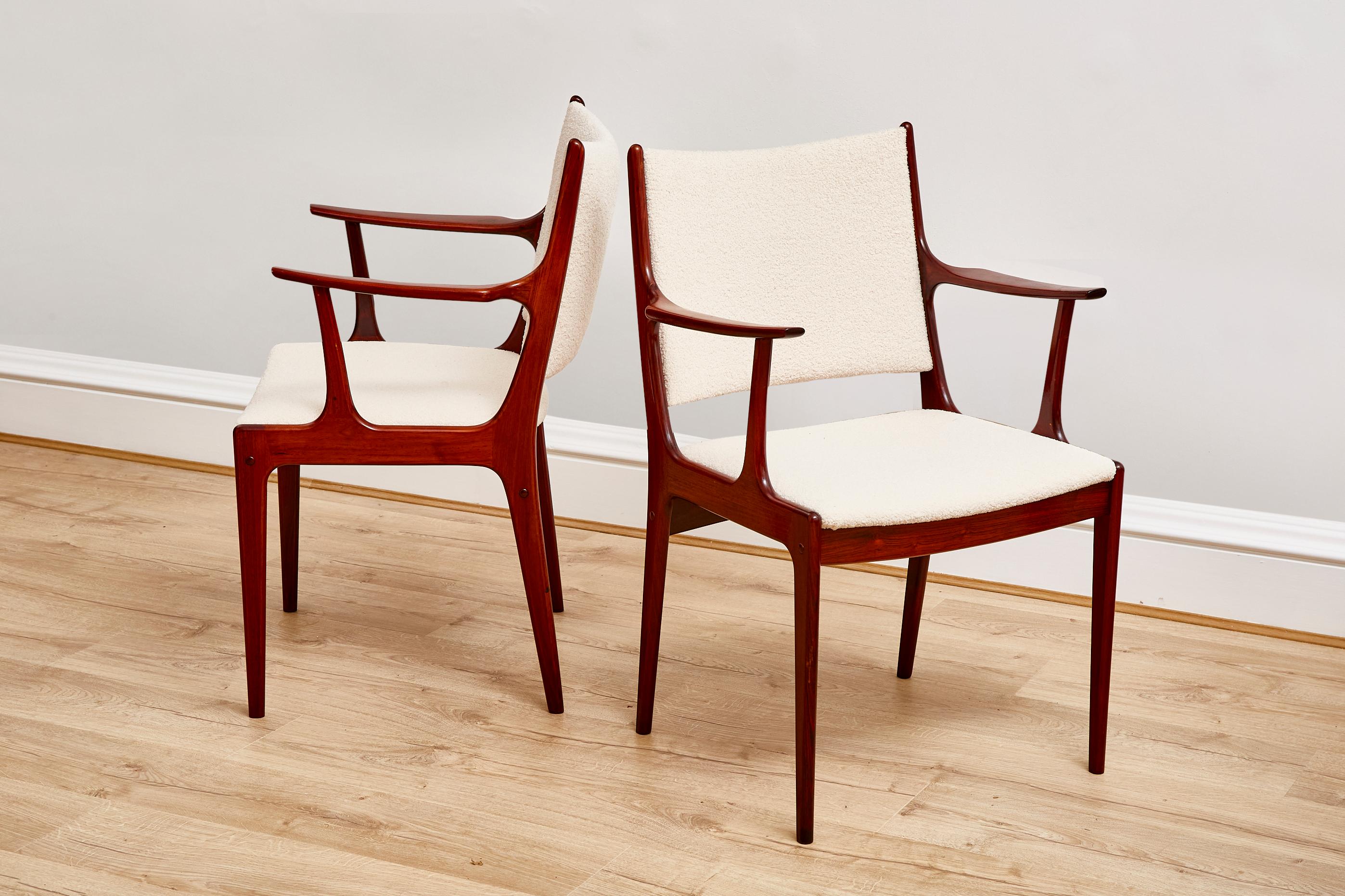 Set of 8 Rosewood Danish dining chairs, 1960s by Johannes Andersen  In Good Condition In London, GB