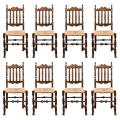 Satz von 8 Rustic Banister Back Side Chairs