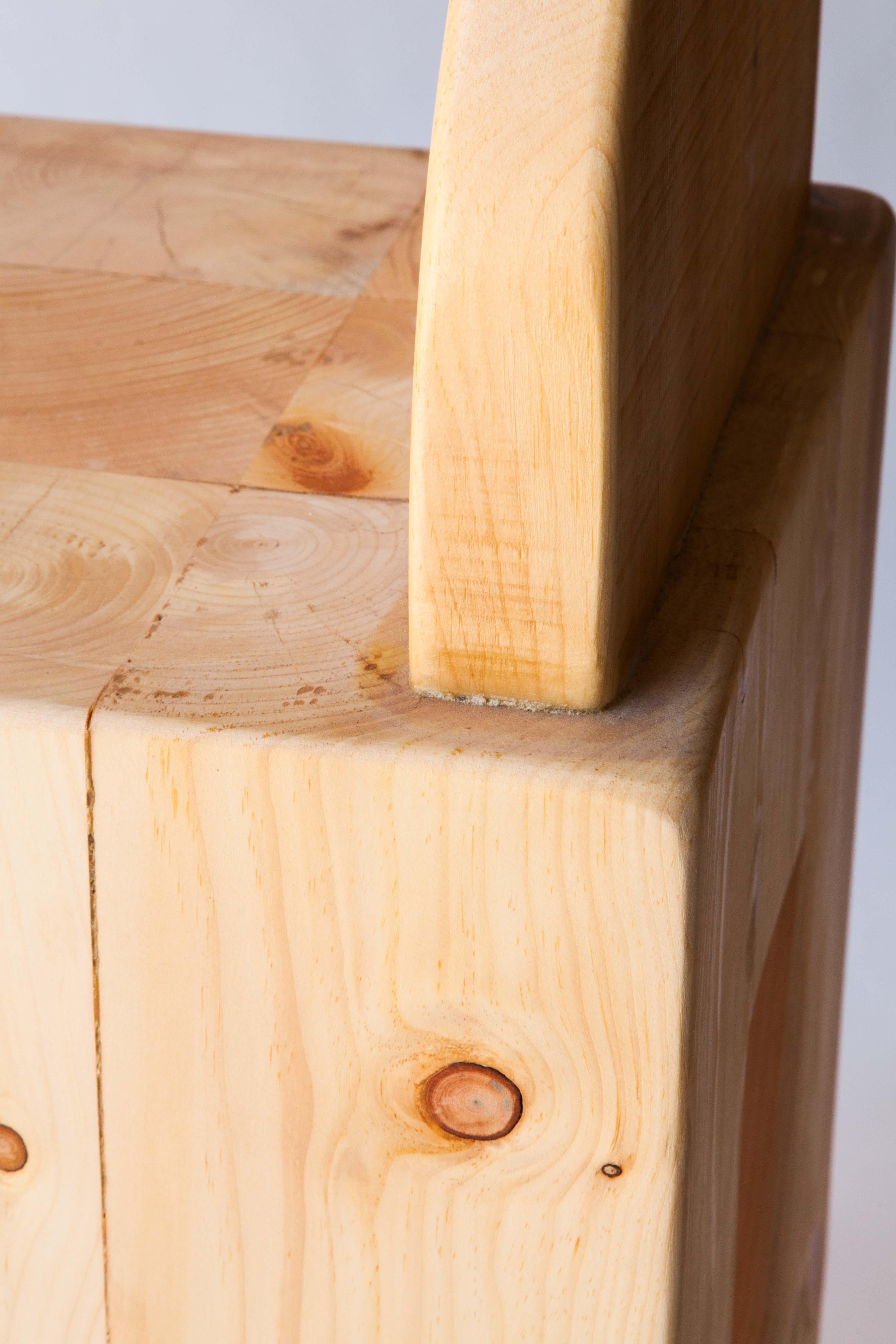 Set of 8 Rustic Solid Pine Barstools In Excellent Condition In New York, NY