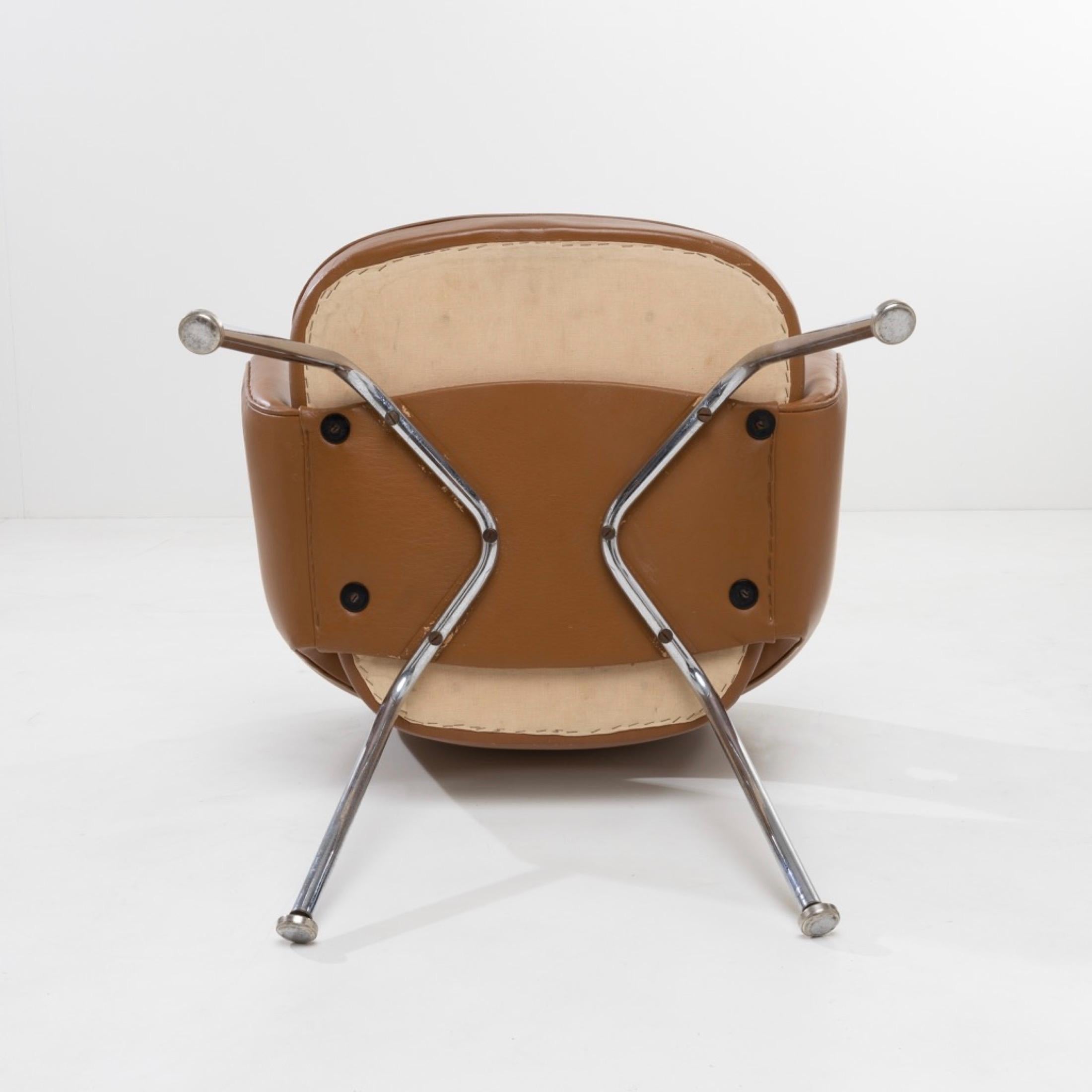 Set of 8 Saarinen Executive chairs by Eero Saarinen – Knoll International For Sale 5