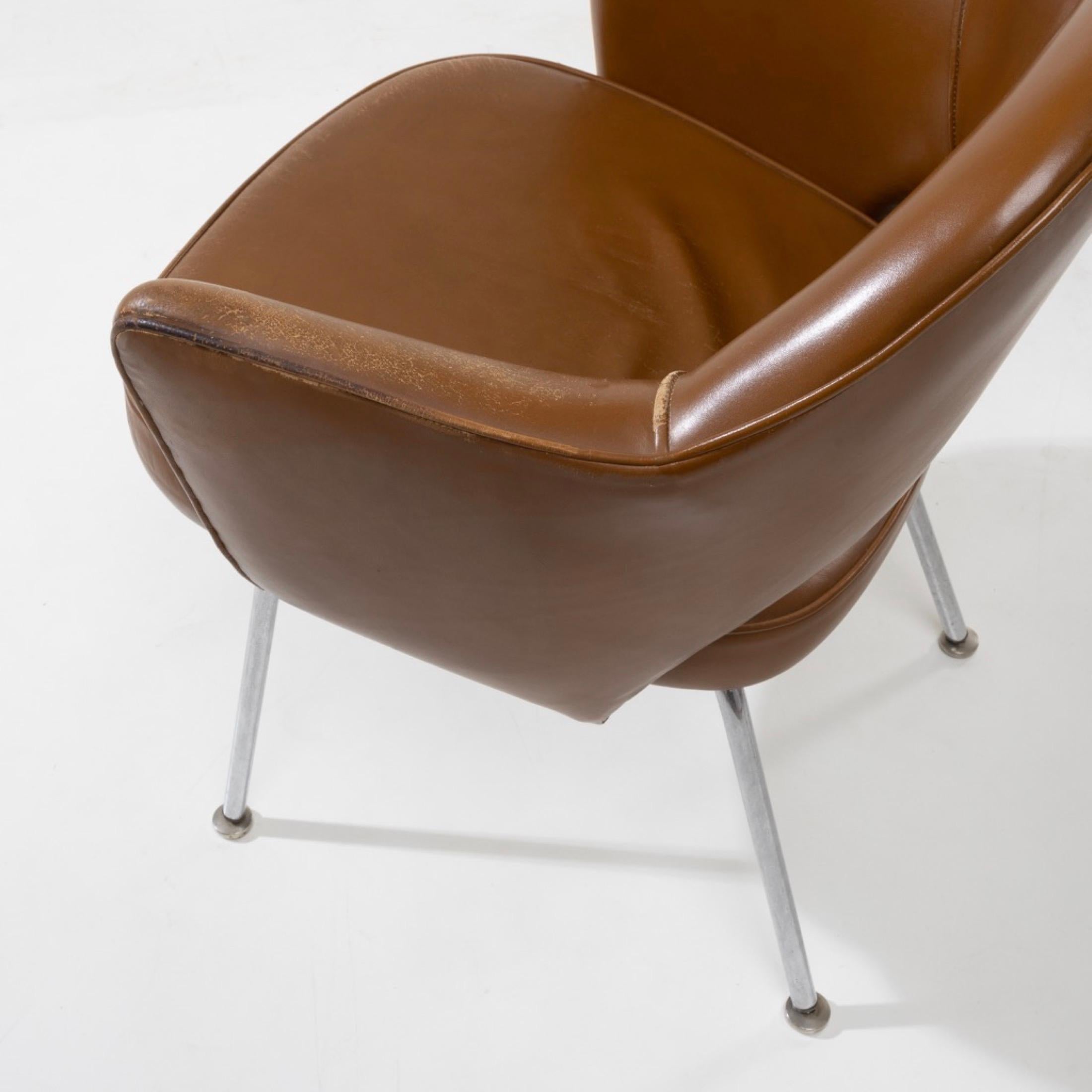 20th Century Set of 8 Saarinen Executive chairs by Eero Saarinen – Knoll International For Sale