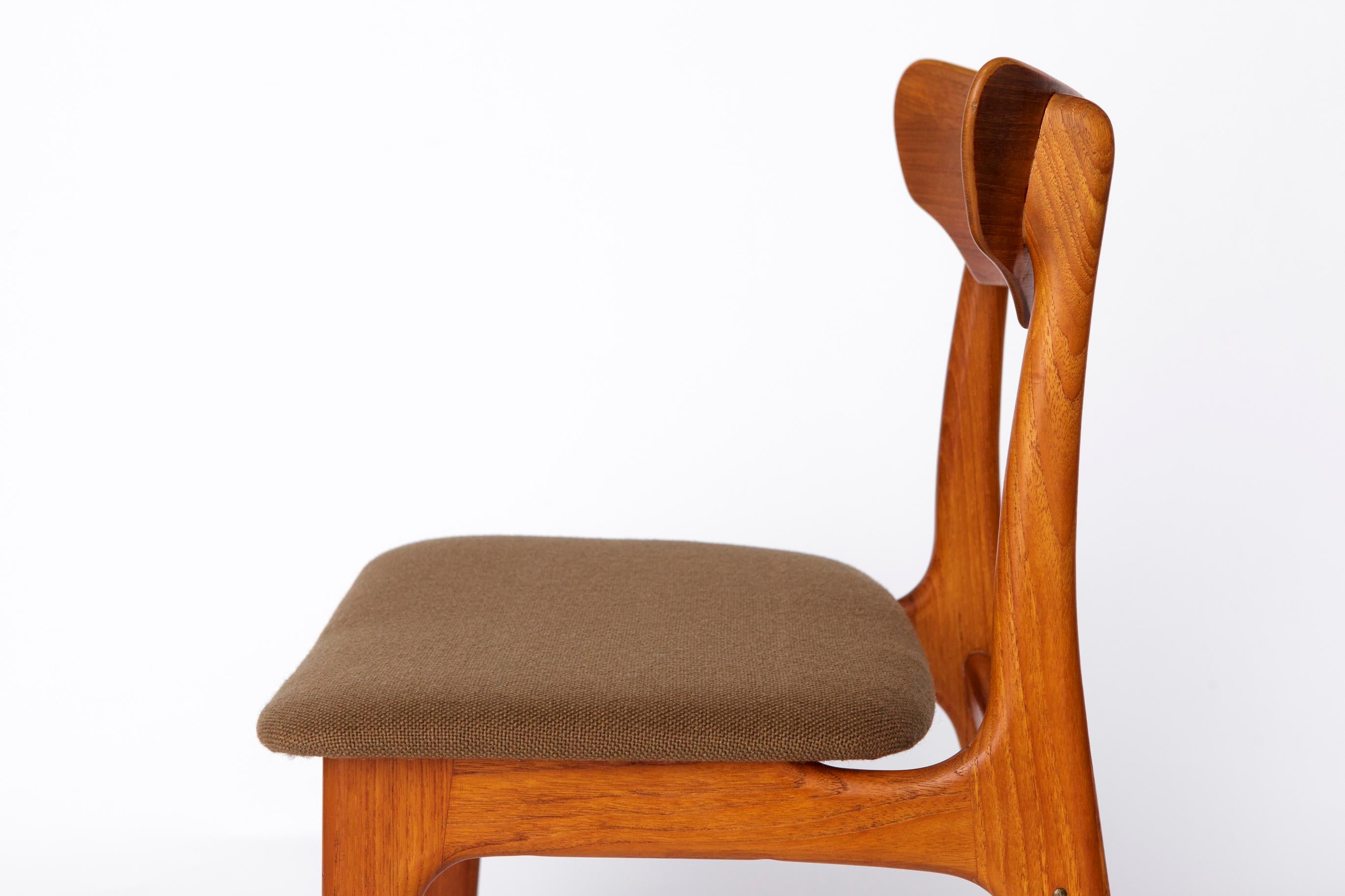 Set di 8 sedie Schiønning & Elgaard - Design danese degli anni '60 per HS Møbler, teak In condizioni buone in vendita a Hannover, DE