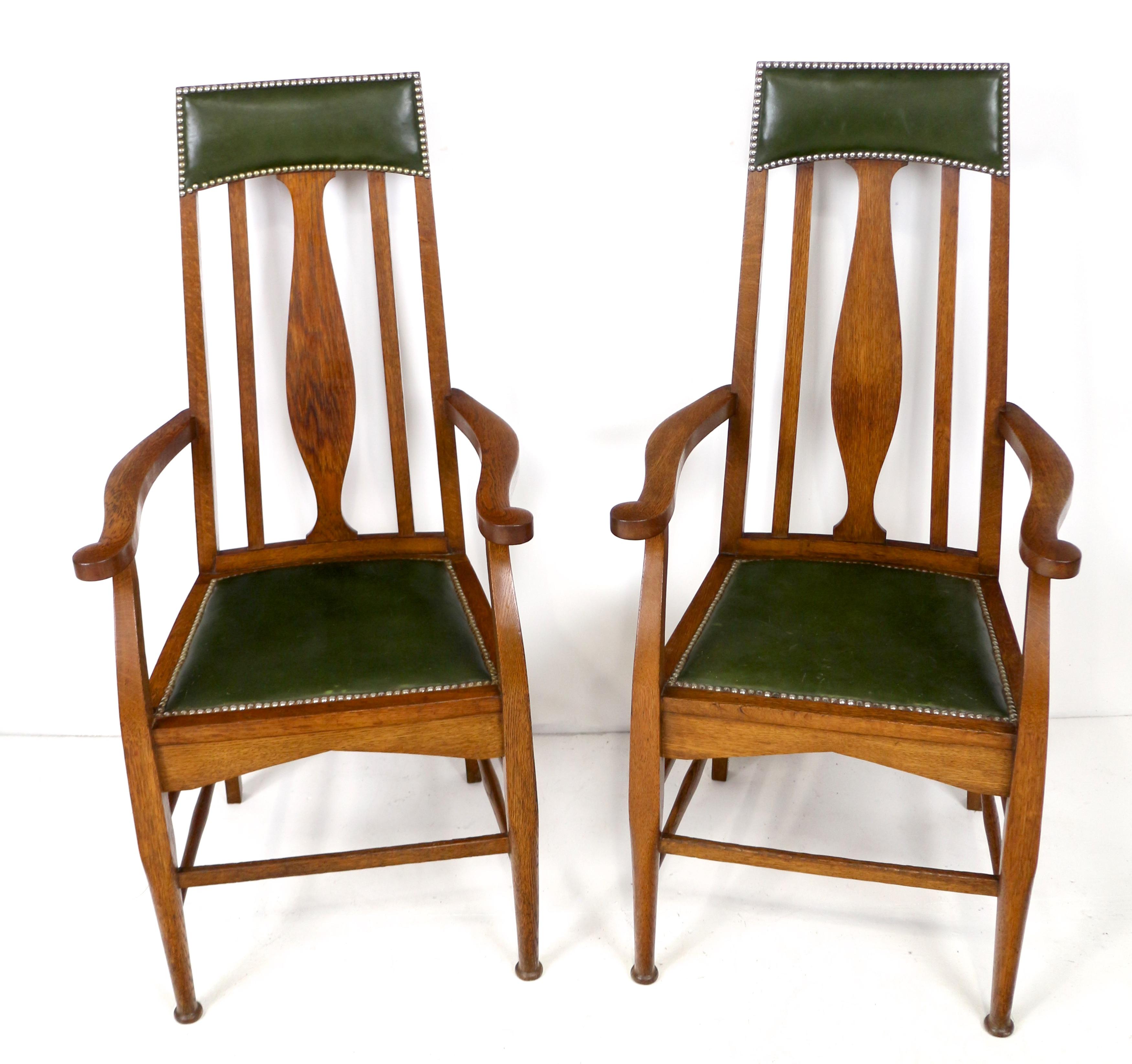 Set di 8 sedie da pranzo scozzesi Arts & Crafts in Oak Oak Attrib. E.A. Taylor in vendita 2