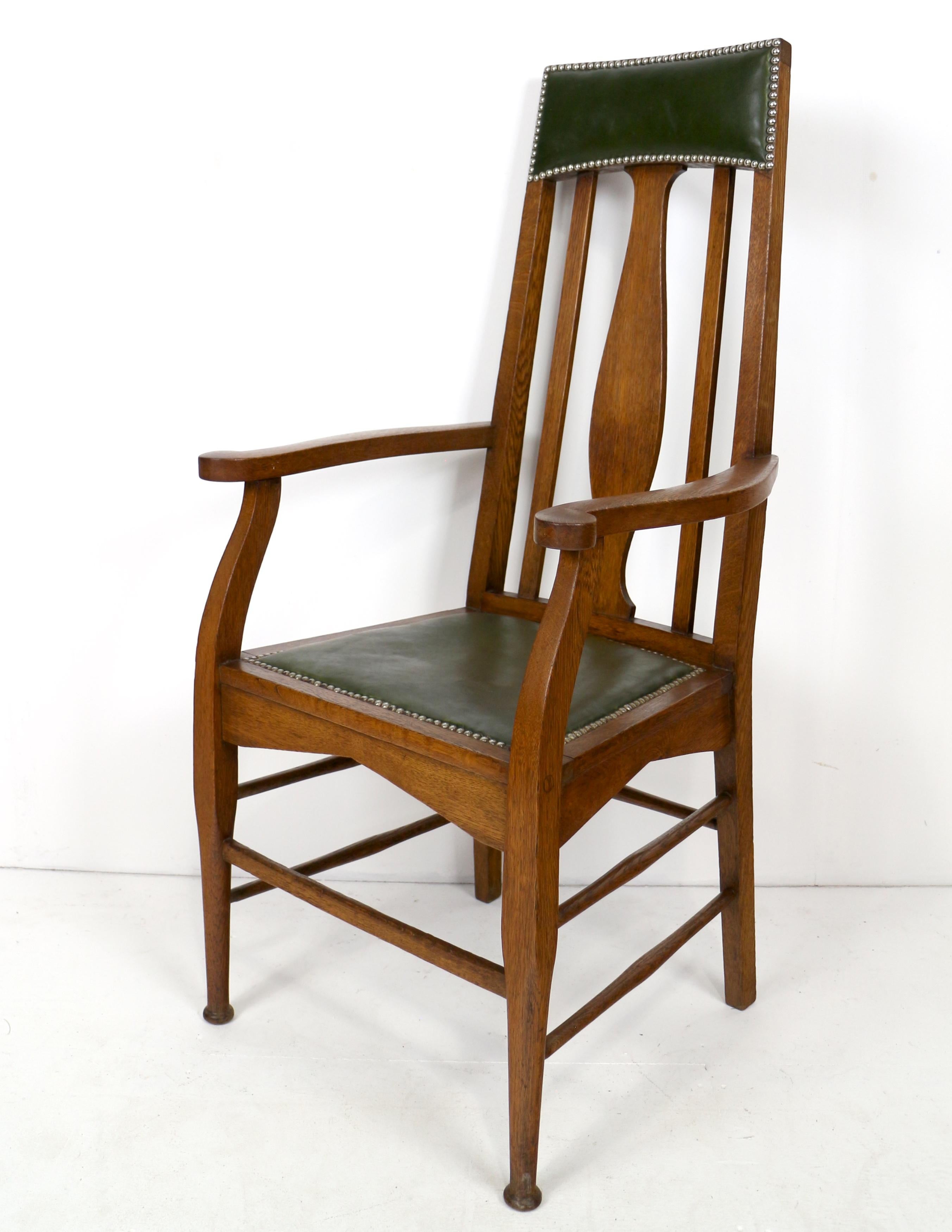 Set di 8 sedie da pranzo scozzesi Arts & Crafts in Oak Oak Attrib. E.A. Taylor in vendita 10