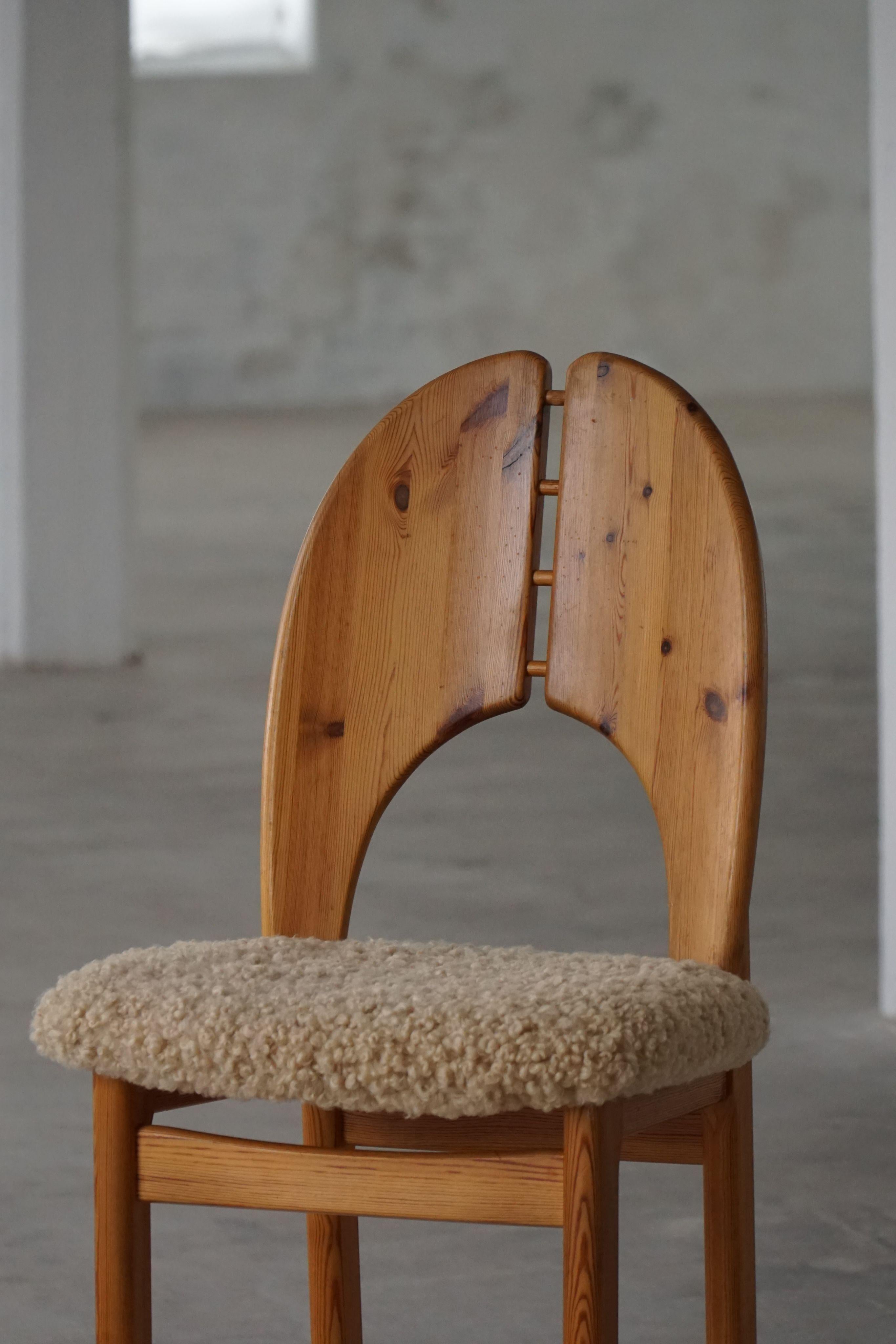 Set of 8 Sculptural Danish Modern Brutalist Chairs in Pine & Lambswool, 1970s For Sale 10