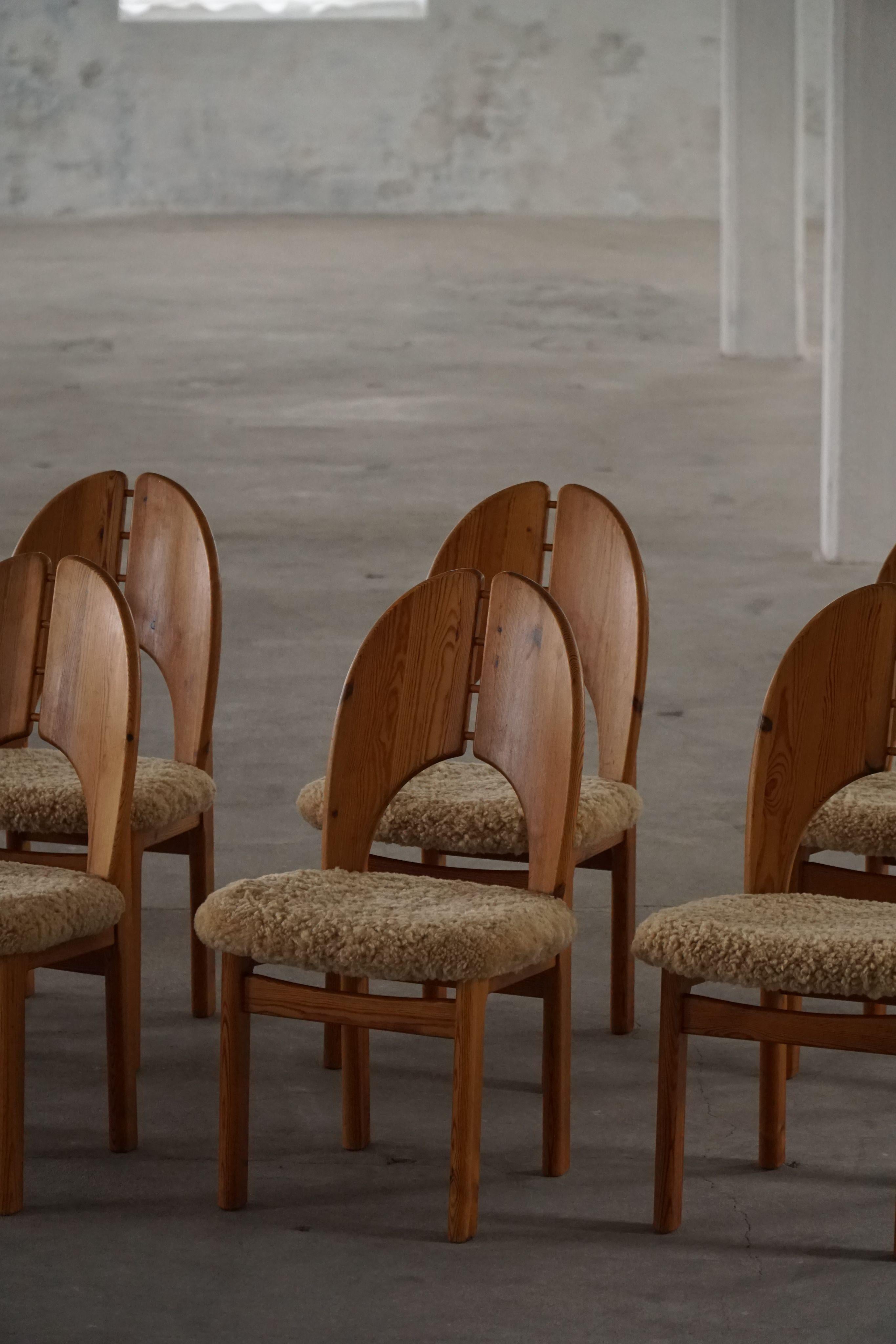Set of 8 Sculptural Danish Modern Brutalist Chairs in Pine & Lambswool, 1970s For Sale 11