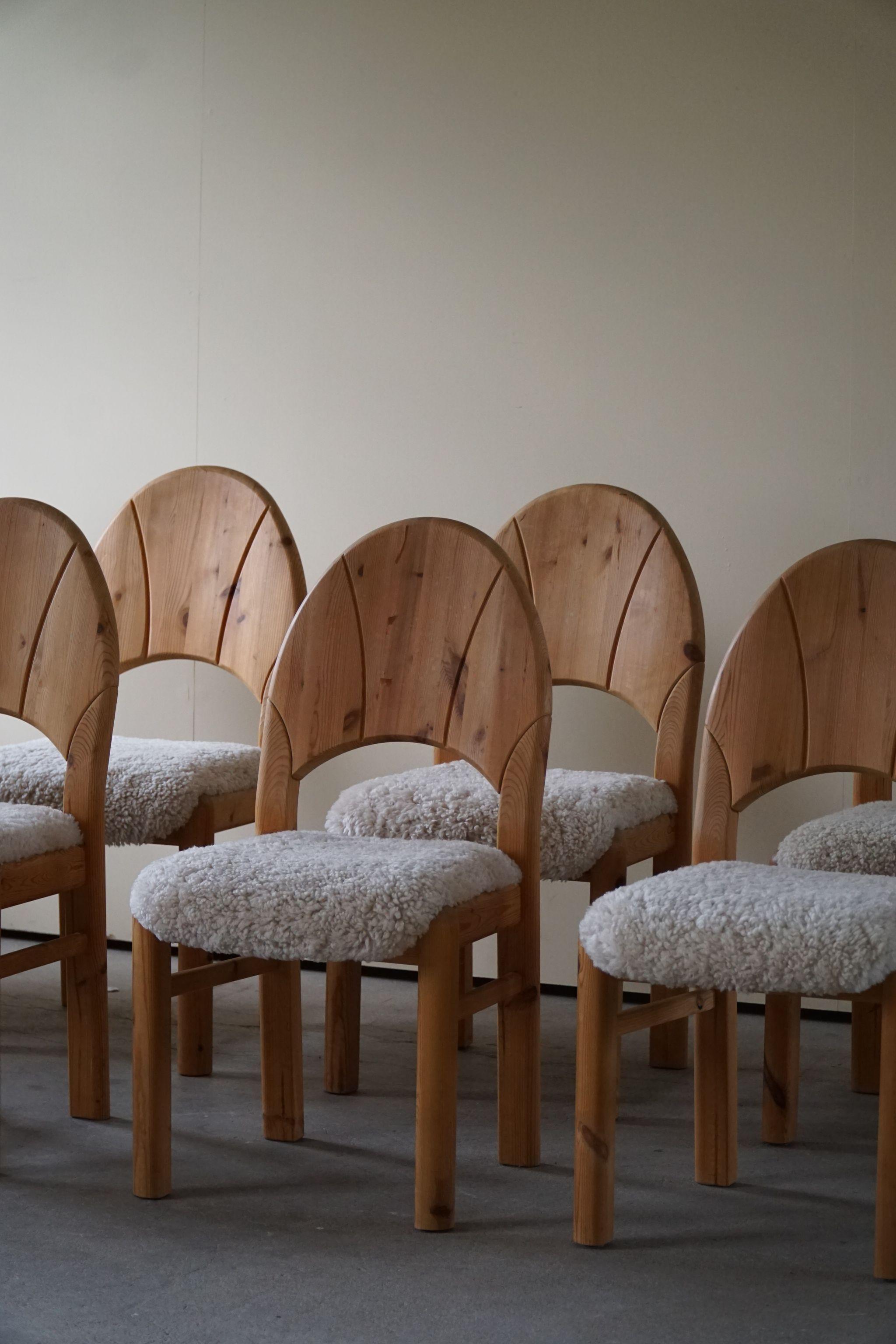 Mid-Century Modern Set of 8 Sculptural Danish Modern Brutalist Chairs in Pine & Lambswool, 1970s