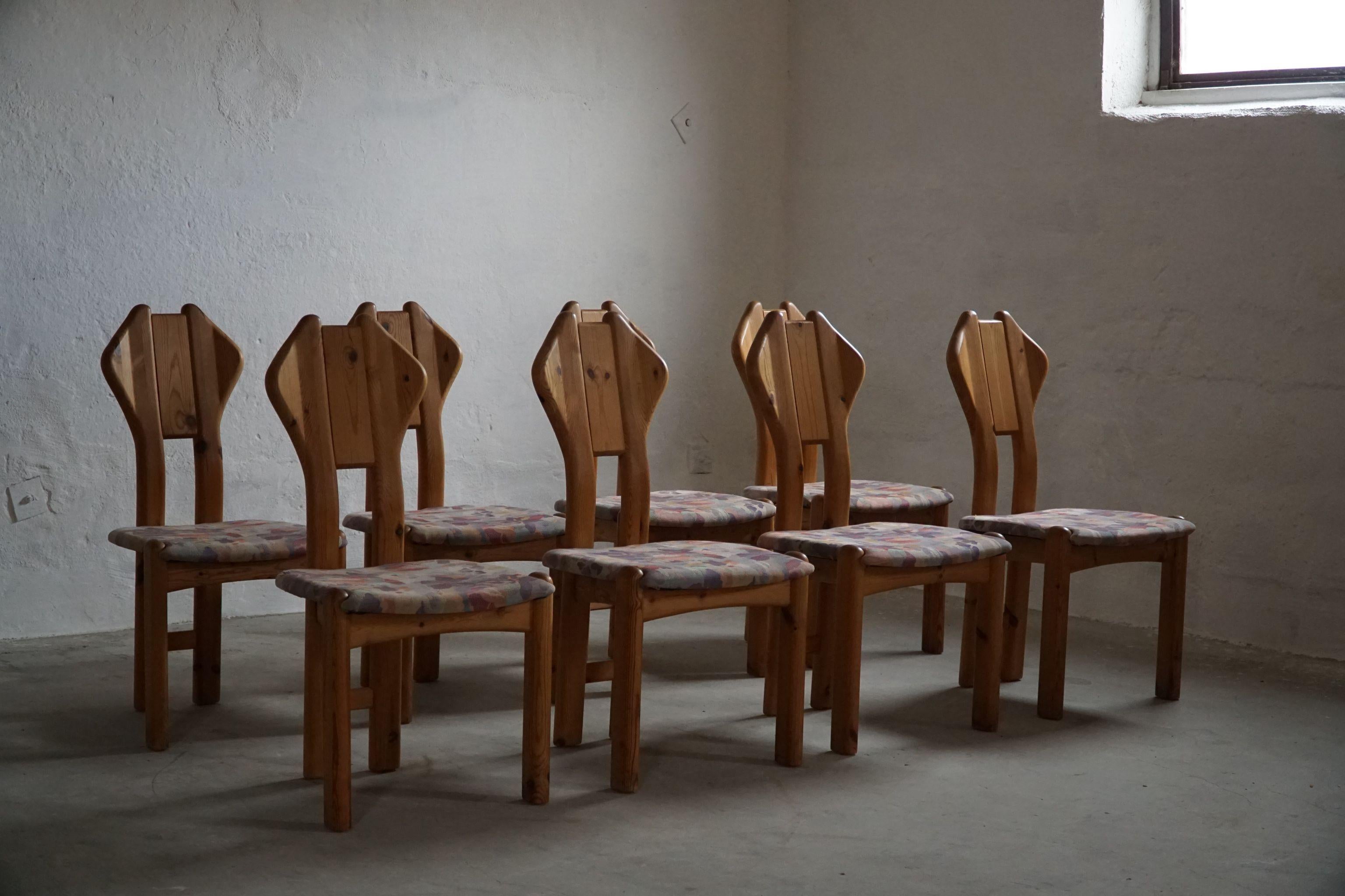 Set of 8 Sculptural Danish Modern Brutalist Dining Chairs in Solid Pine, 1970s 14