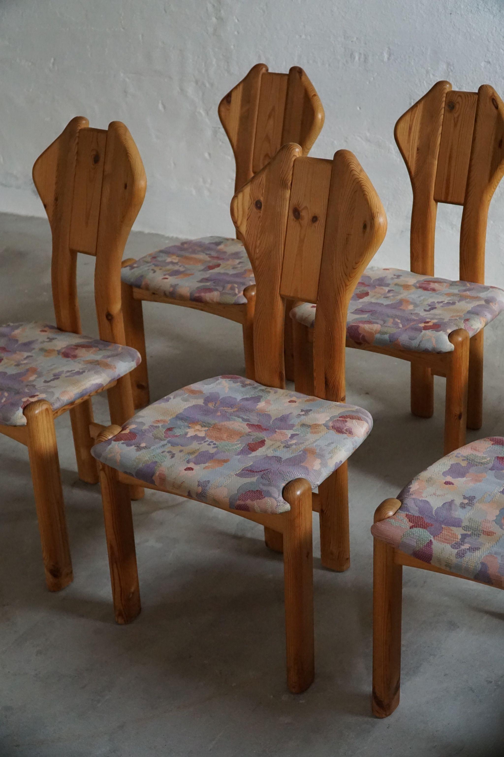Late 20th Century Set of 8 Sculptural Danish Modern Brutalist Dining Chairs in Solid Pine, 1970s